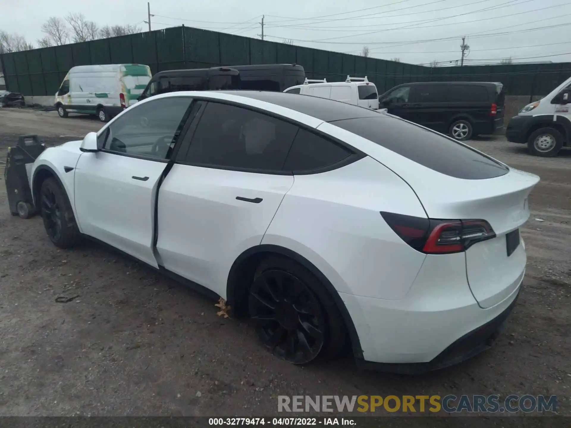 3 Фотография поврежденного автомобиля 5YJYGDEE6MF108222 TESLA MODEL Y 2021