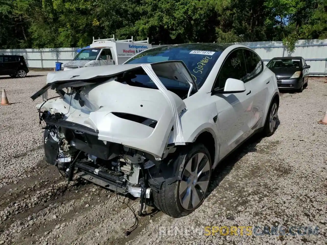 2 Photograph of a damaged car 5YJYGDEE6MF114151 TESLA MODEL Y 2021