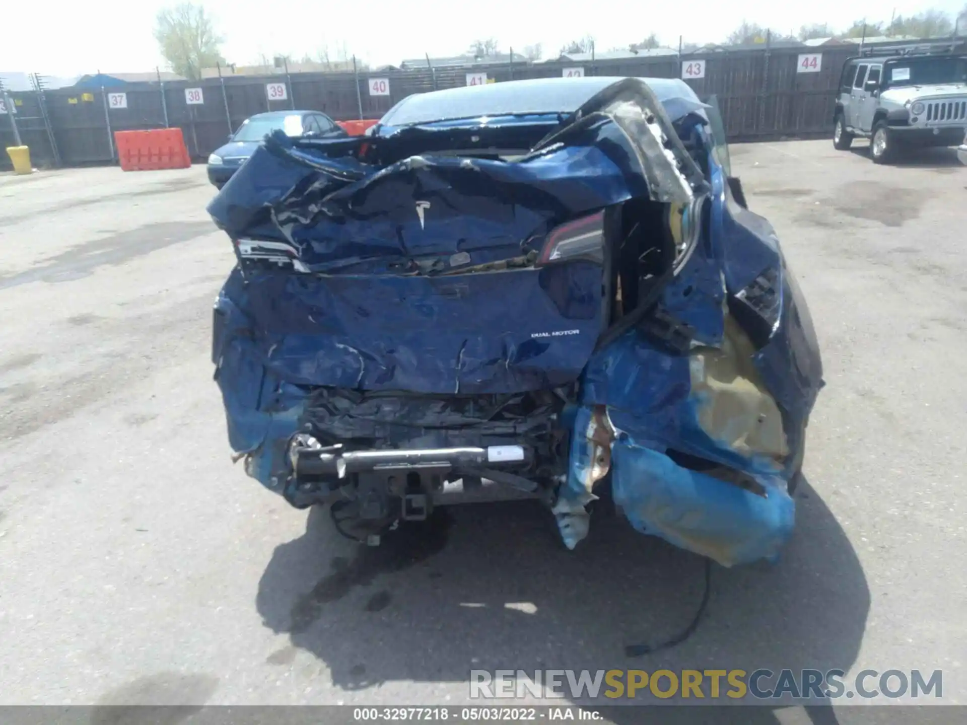 6 Photograph of a damaged car 5YJYGDEE6MF116322 TESLA MODEL Y 2021