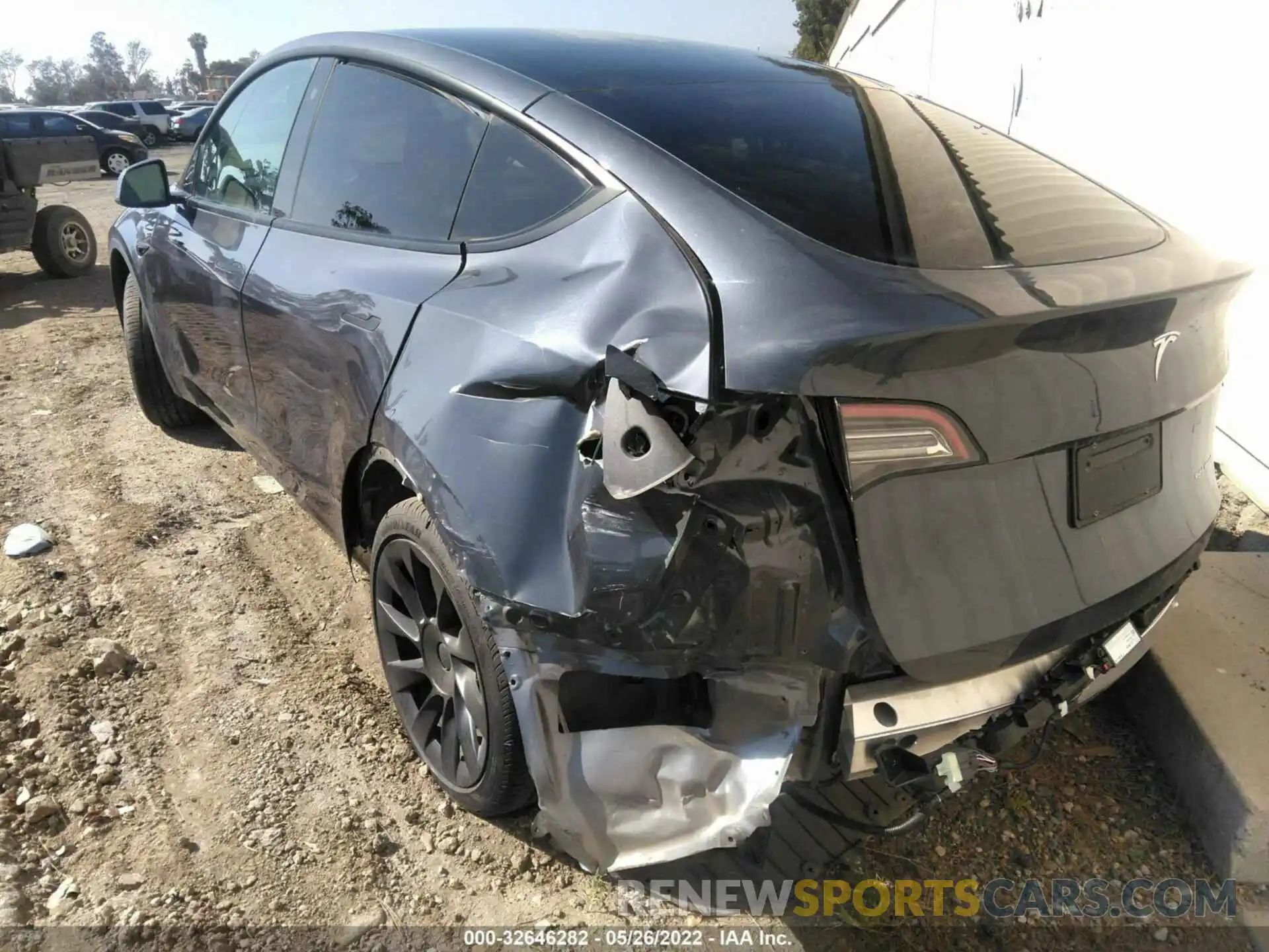 3 Photograph of a damaged car 5YJYGDEE6MF140121 TESLA MODEL Y 2021