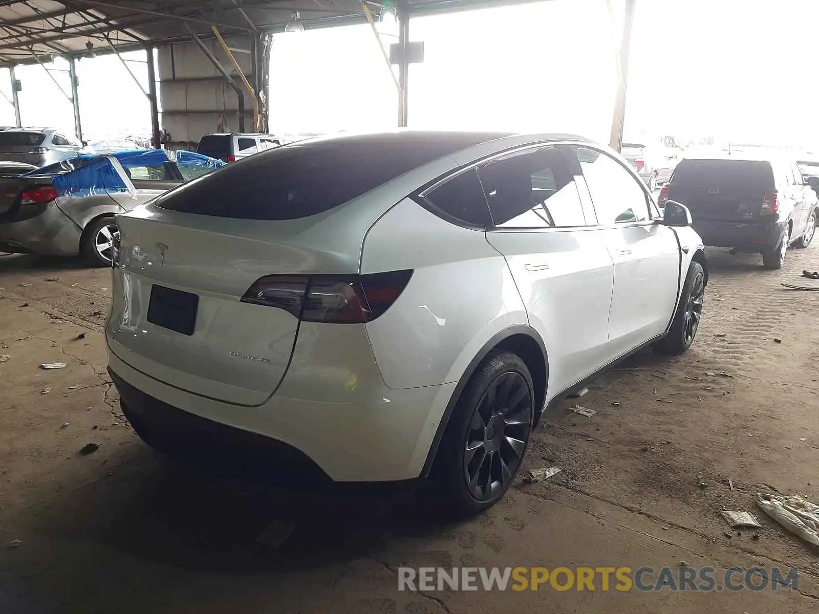 4 Фотография поврежденного автомобиля 5YJYGDEE6MF159350 TESLA MODEL Y 2021