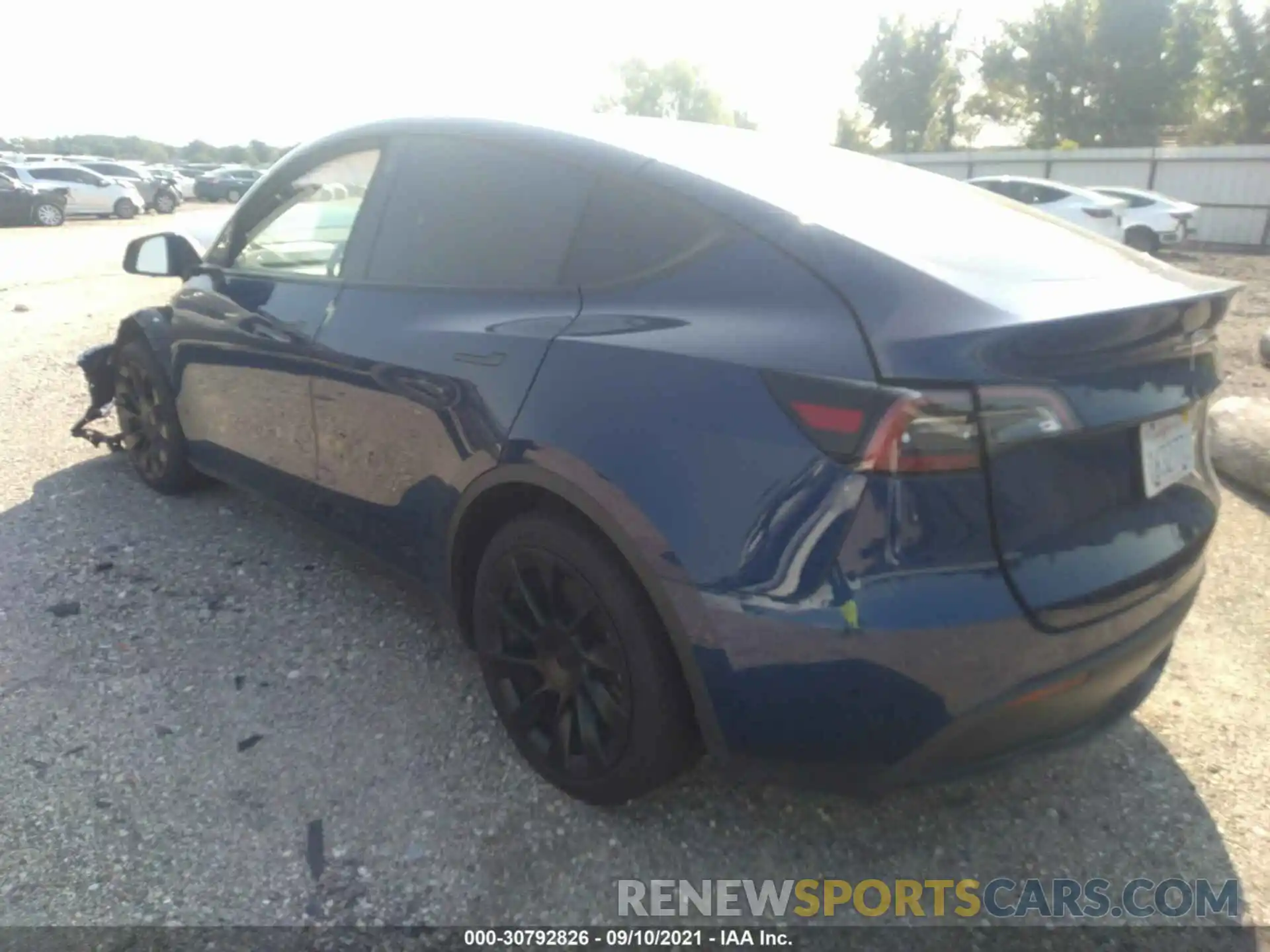 3 Photograph of a damaged car 5YJYGDEE6MF161907 TESLA MODEL Y 2021