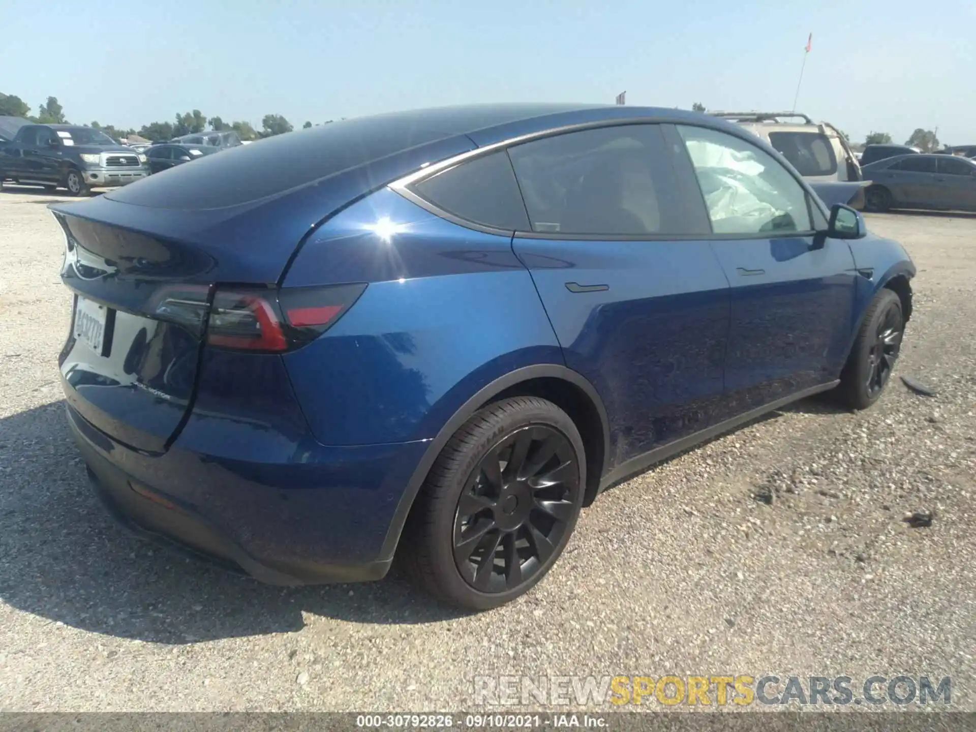 4 Фотография поврежденного автомобиля 5YJYGDEE6MF161907 TESLA MODEL Y 2021