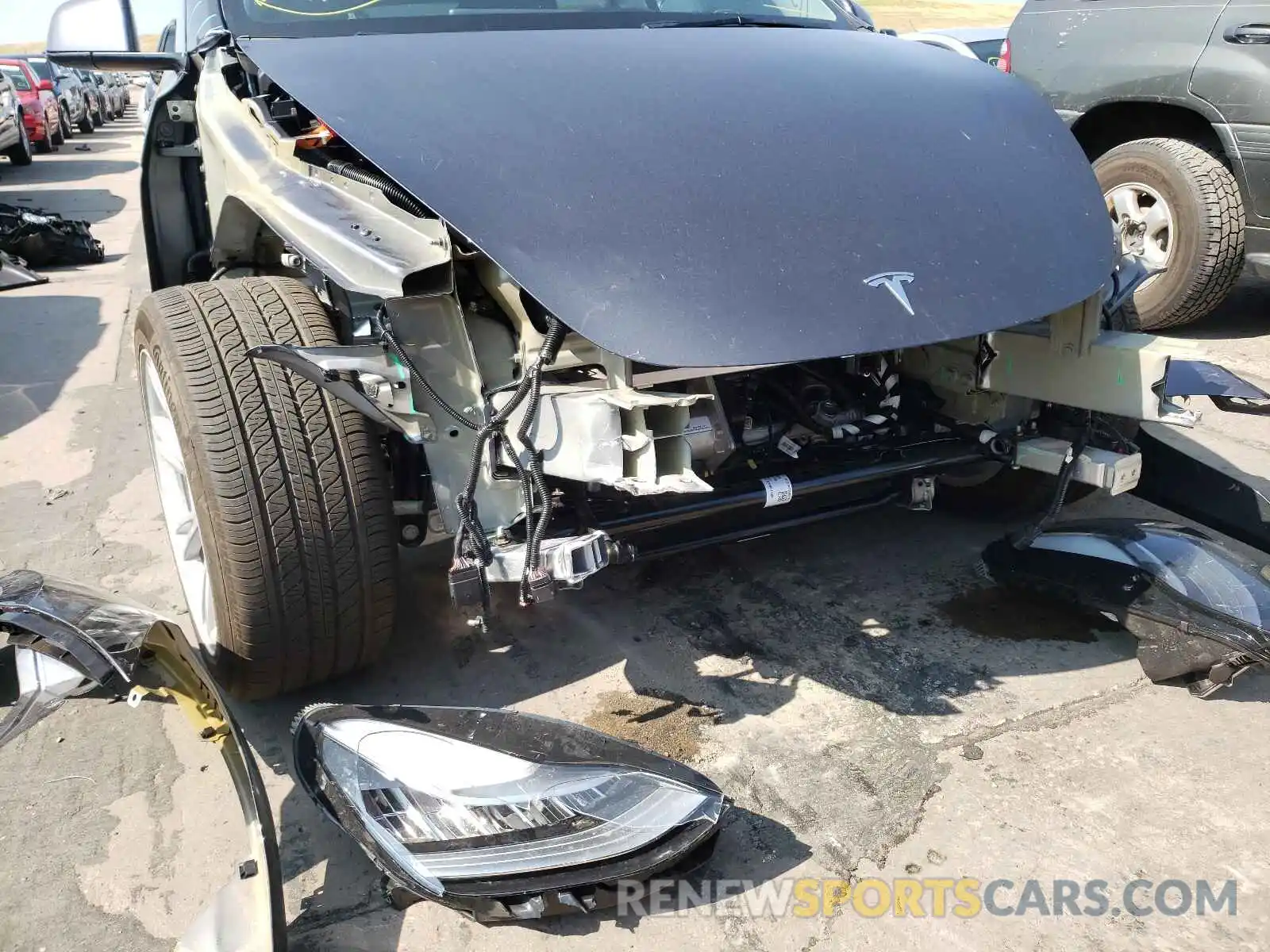 9 Photograph of a damaged car 5YJYGDEE6MF190436 TESLA MODEL Y 2021