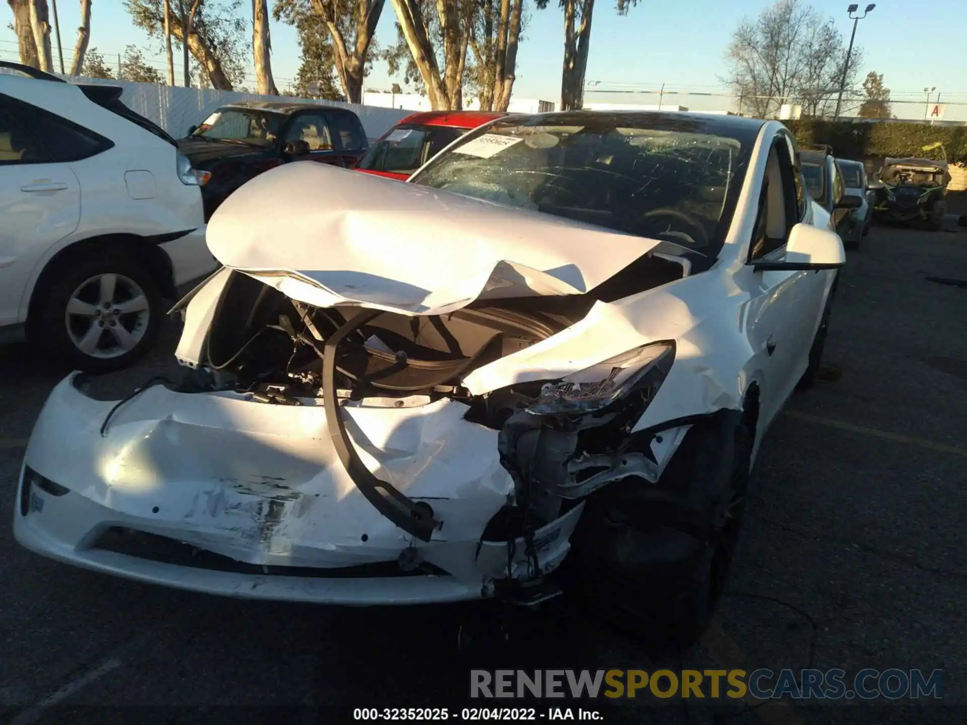 2 Photograph of a damaged car 5YJYGDEE6MF190792 TESLA MODEL Y 2021