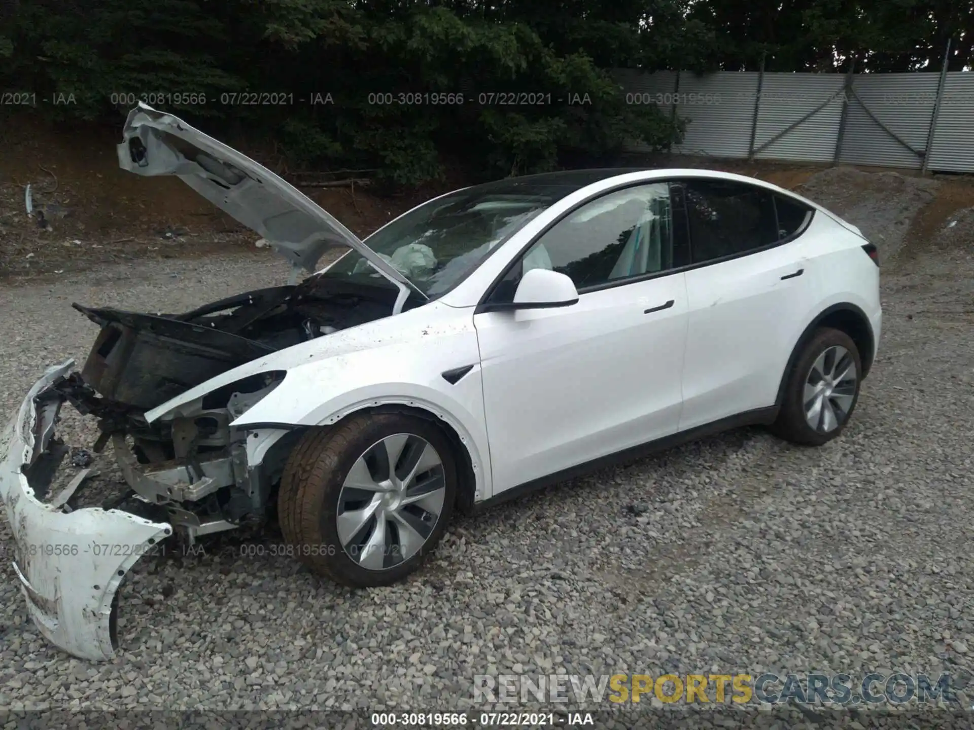 2 Photograph of a damaged car 5YJYGDEE6MF194471 TESLA MODEL Y 2021