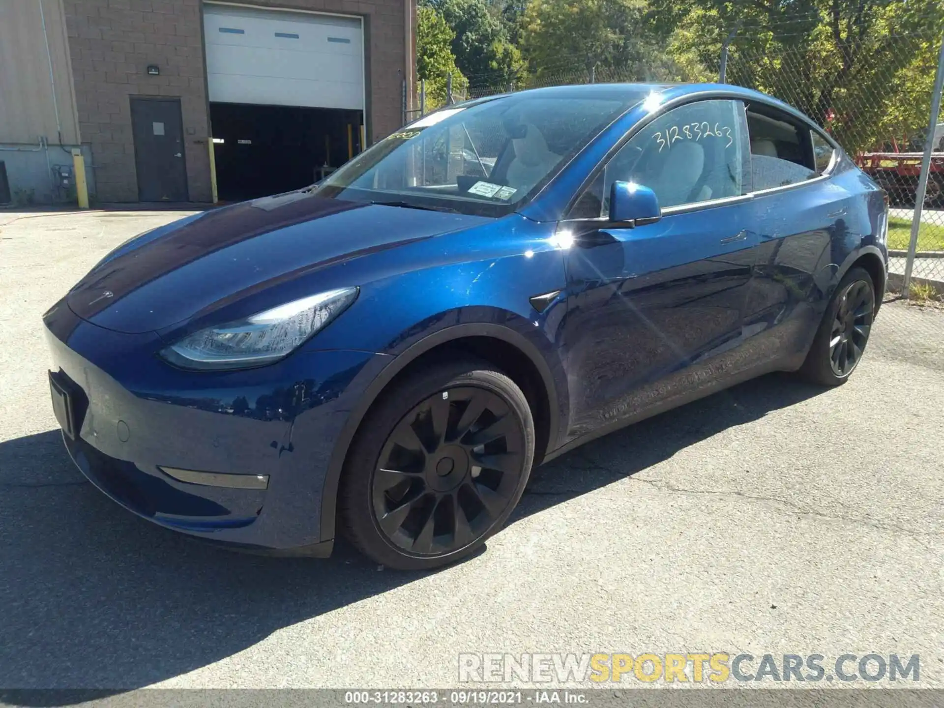 2 Фотография поврежденного автомобиля 5YJYGDEE6MF195992 TESLA MODEL Y 2021