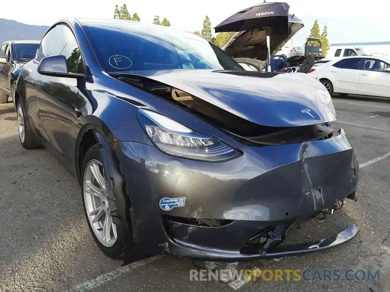 1 Photograph of a damaged car 5YJYGDEE6MF199265 TESLA MODEL Y 2021