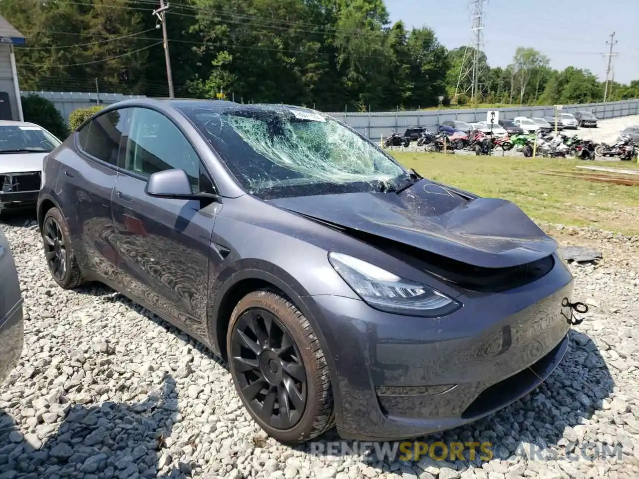 1 Photograph of a damaged car 5YJYGDEE6MF203752 TESLA MODEL Y 2021