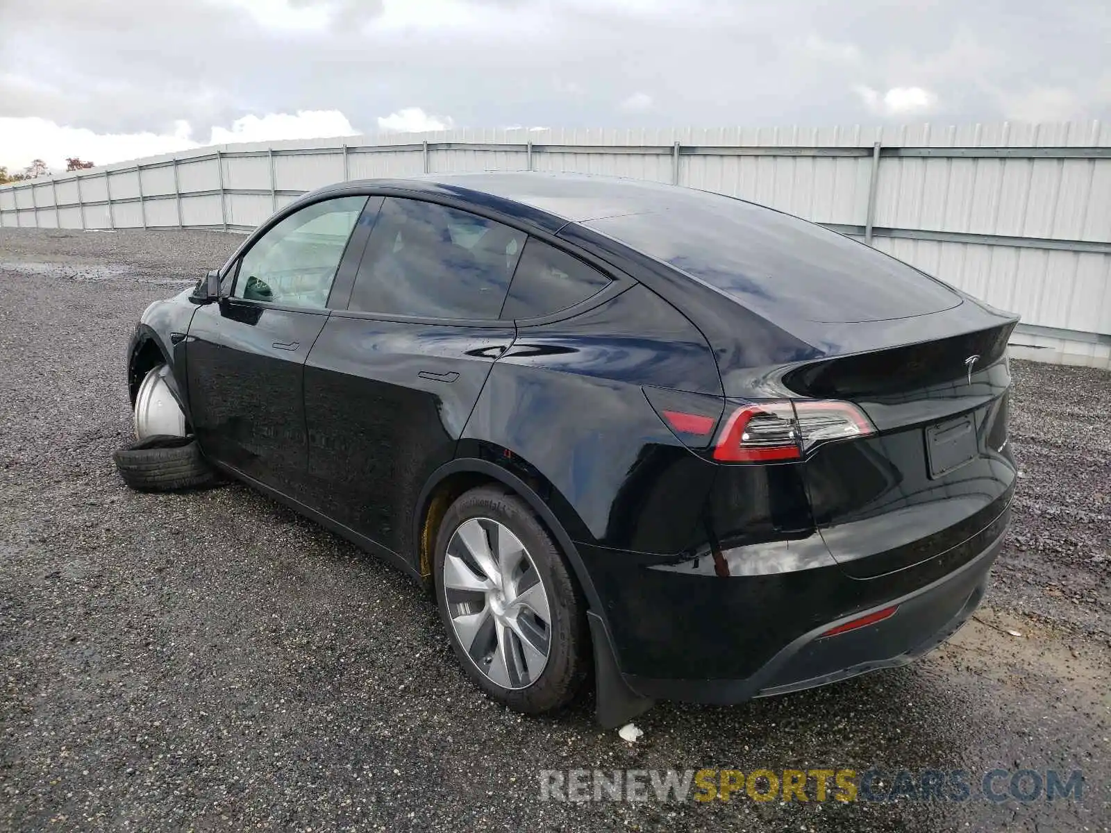 3 Photograph of a damaged car 5YJYGDEE6MF207736 TESLA MODEL Y 2021