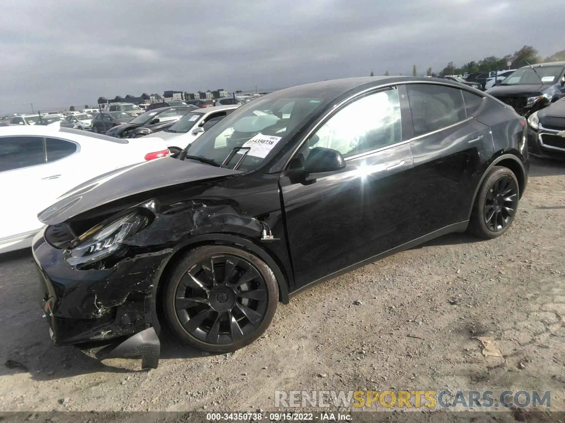 2 Photograph of a damaged car 5YJYGDEE6MF240767 TESLA MODEL Y 2021