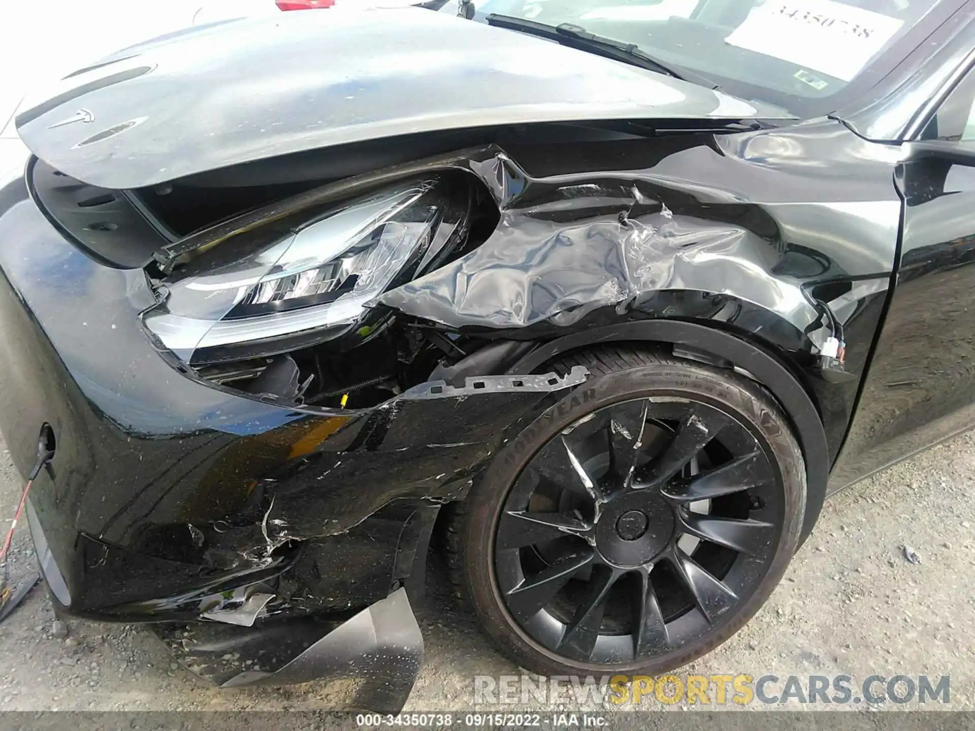 6 Photograph of a damaged car 5YJYGDEE6MF240767 TESLA MODEL Y 2021