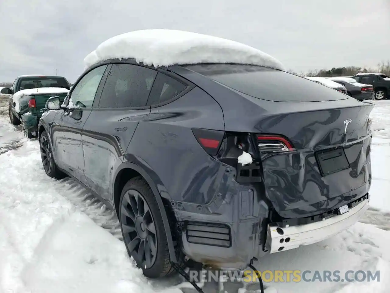 3 Photograph of a damaged car 5YJYGDEE6MF244138 TESLA MODEL Y 2021