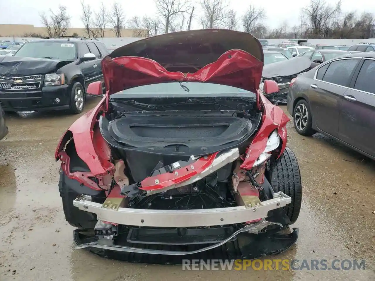 5 Photograph of a damaged car 5YJYGDEE6MF253325 TESLA MODEL Y 2021