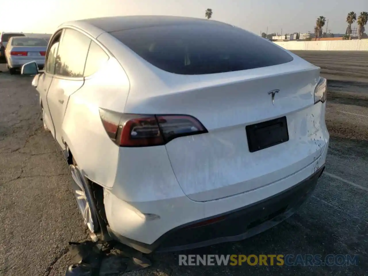 3 Photograph of a damaged car 5YJYGDEE6MF264325 TESLA MODEL Y 2021