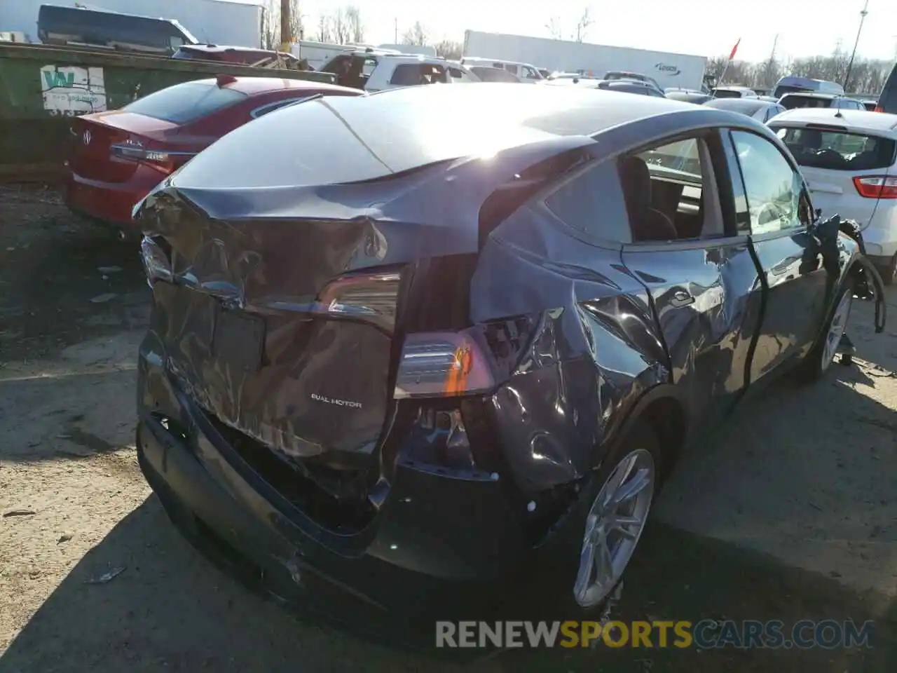 4 Photograph of a damaged car 5YJYGDEE6MF265443 TESLA MODEL Y 2021