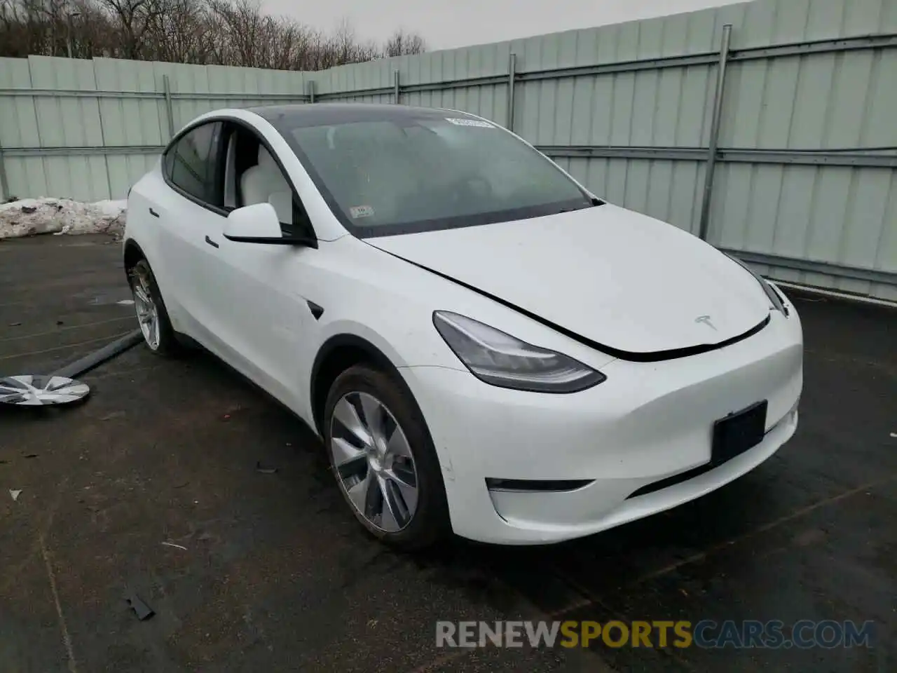 1 Photograph of a damaged car 5YJYGDEE6MF271114 TESLA MODEL Y 2021