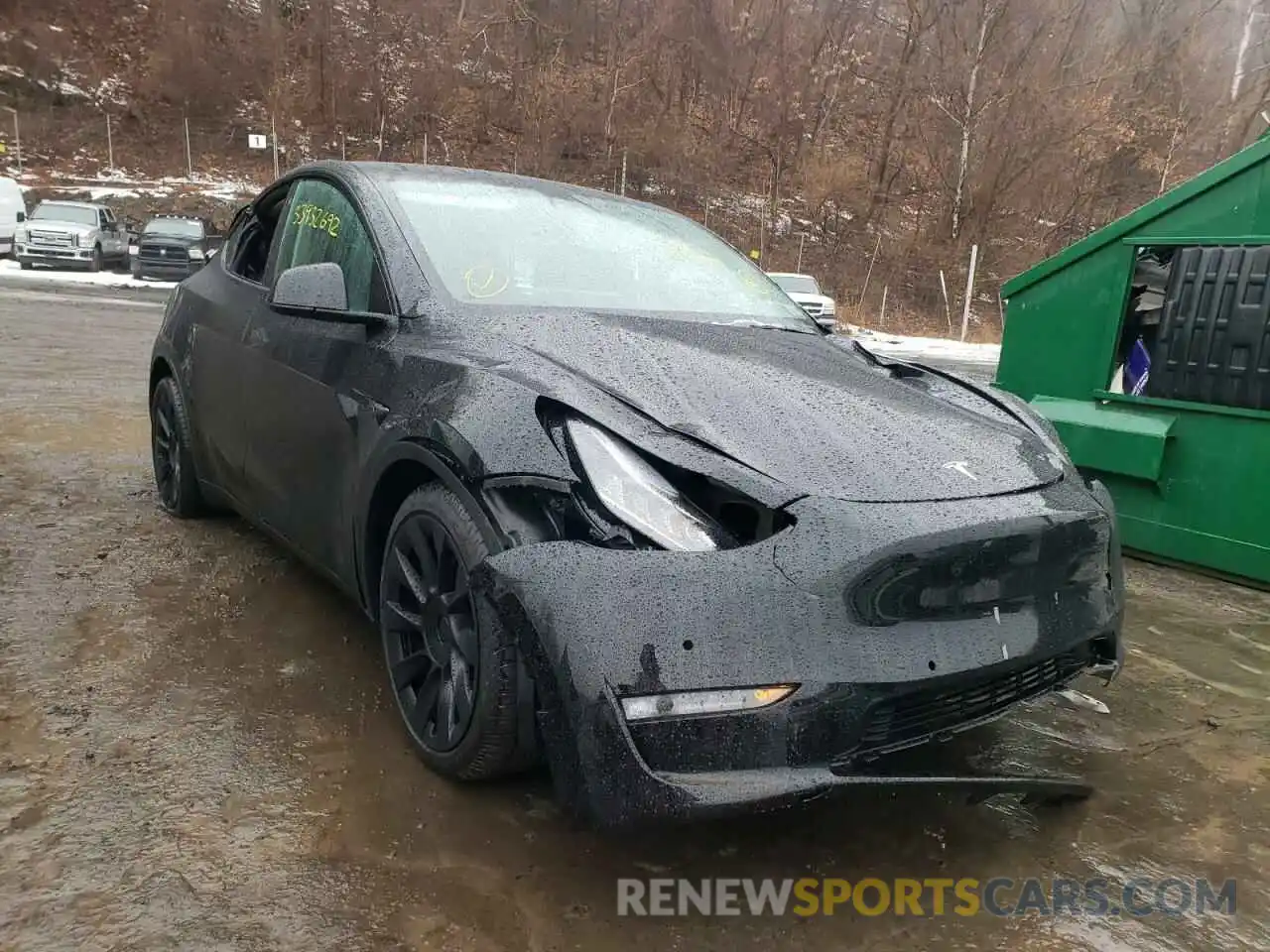 1 Photograph of a damaged car 5YJYGDEE6MF301566 TESLA MODEL Y 2021