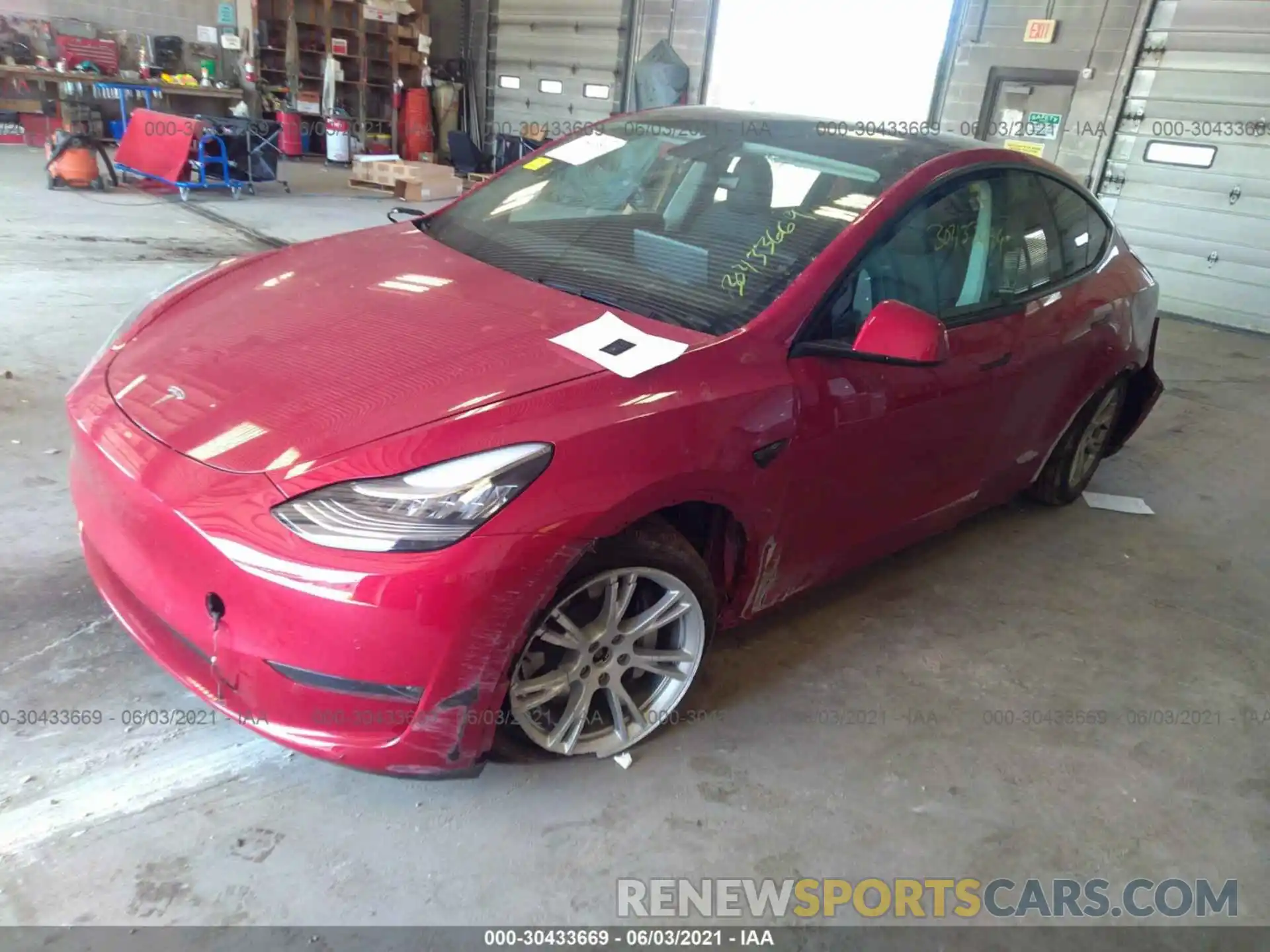 2 Photograph of a damaged car 5YJYGDEE7MF060505 TESLA MODEL Y 2021