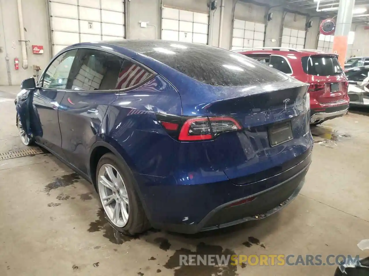 3 Photograph of a damaged car 5YJYGDEE7MF060844 TESLA MODEL Y 2021