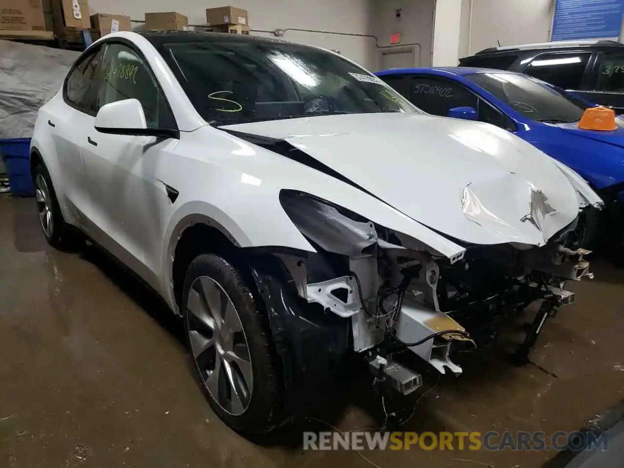 1 Photograph of a damaged car 5YJYGDEE7MF065428 TESLA MODEL Y 2021