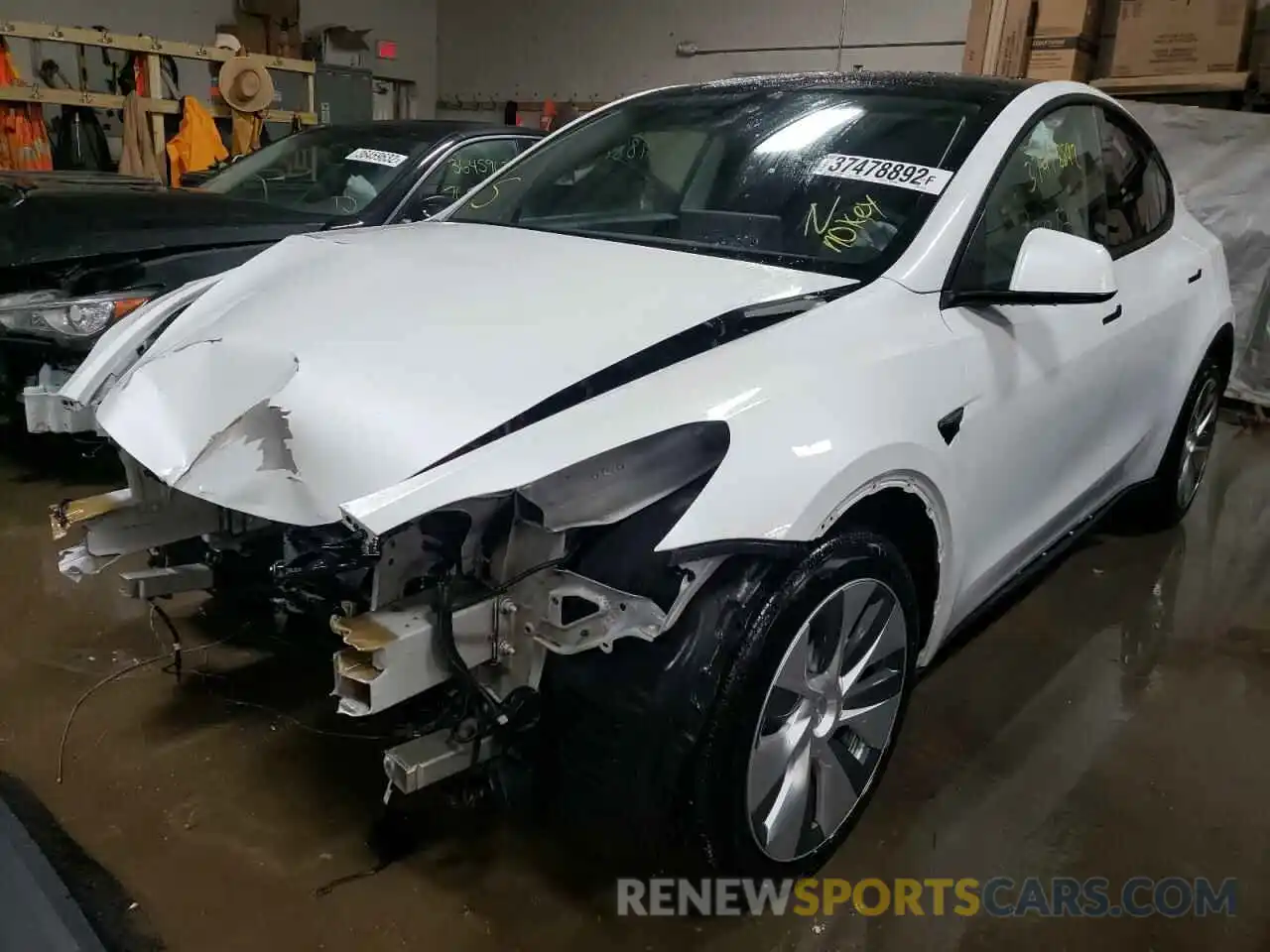 2 Photograph of a damaged car 5YJYGDEE7MF065428 TESLA MODEL Y 2021