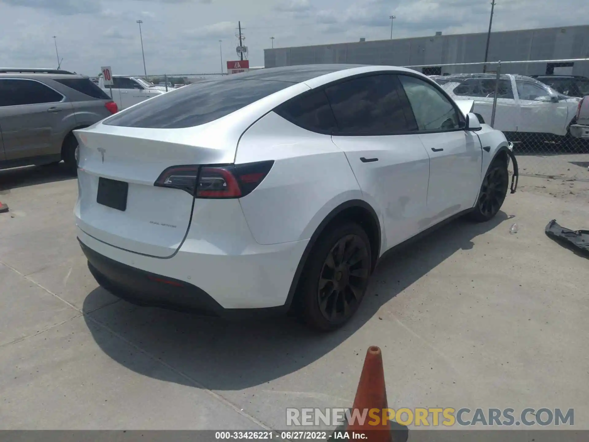 4 Фотография поврежденного автомобиля 5YJYGDEE7MF072394 TESLA MODEL Y 2021