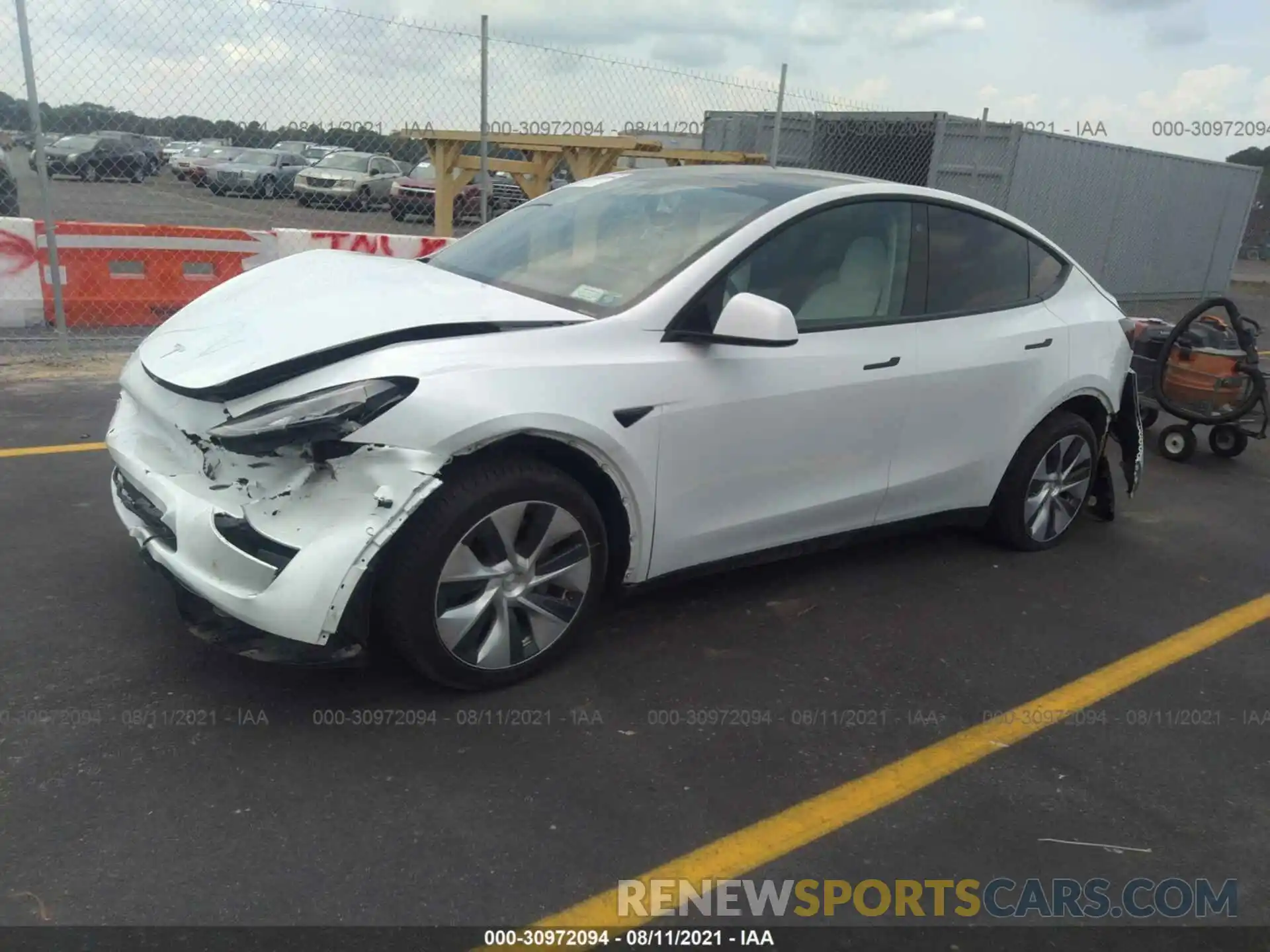 2 Photograph of a damaged car 5YJYGDEE7MF083086 TESLA MODEL Y 2021