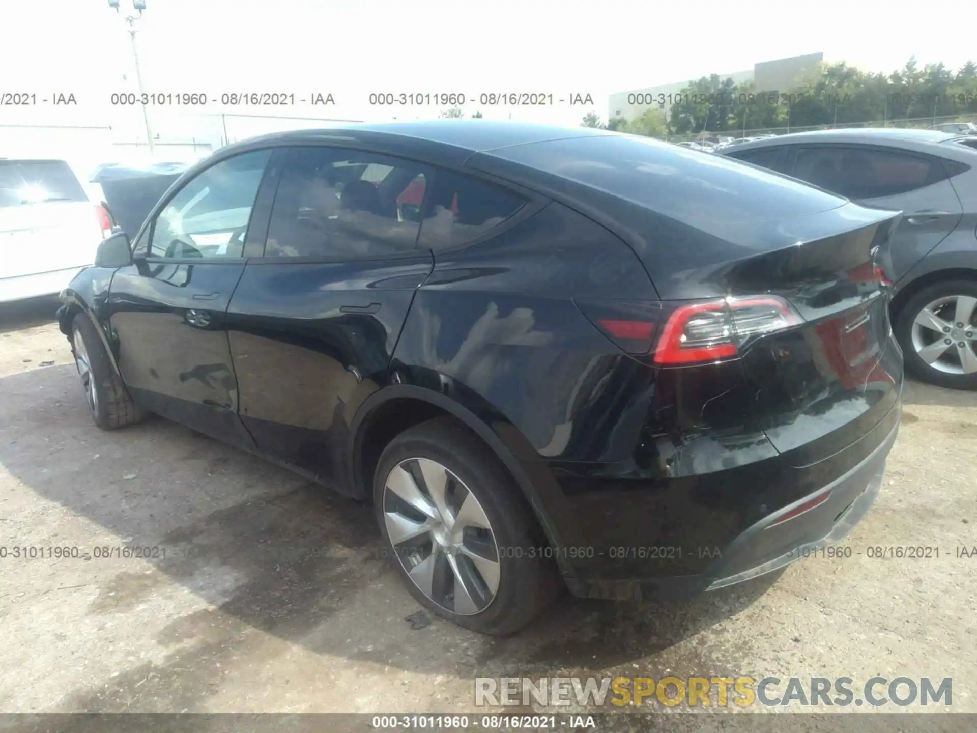 3 Photograph of a damaged car 5YJYGDEE7MF087266 TESLA MODEL Y 2021