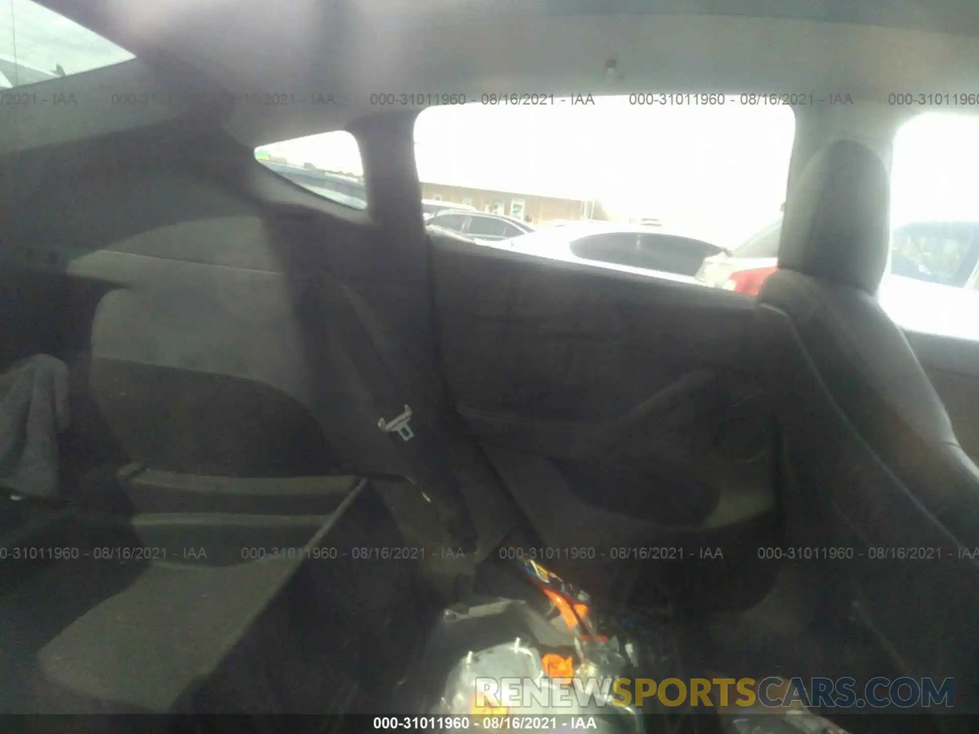 8 Photograph of a damaged car 5YJYGDEE7MF087266 TESLA MODEL Y 2021