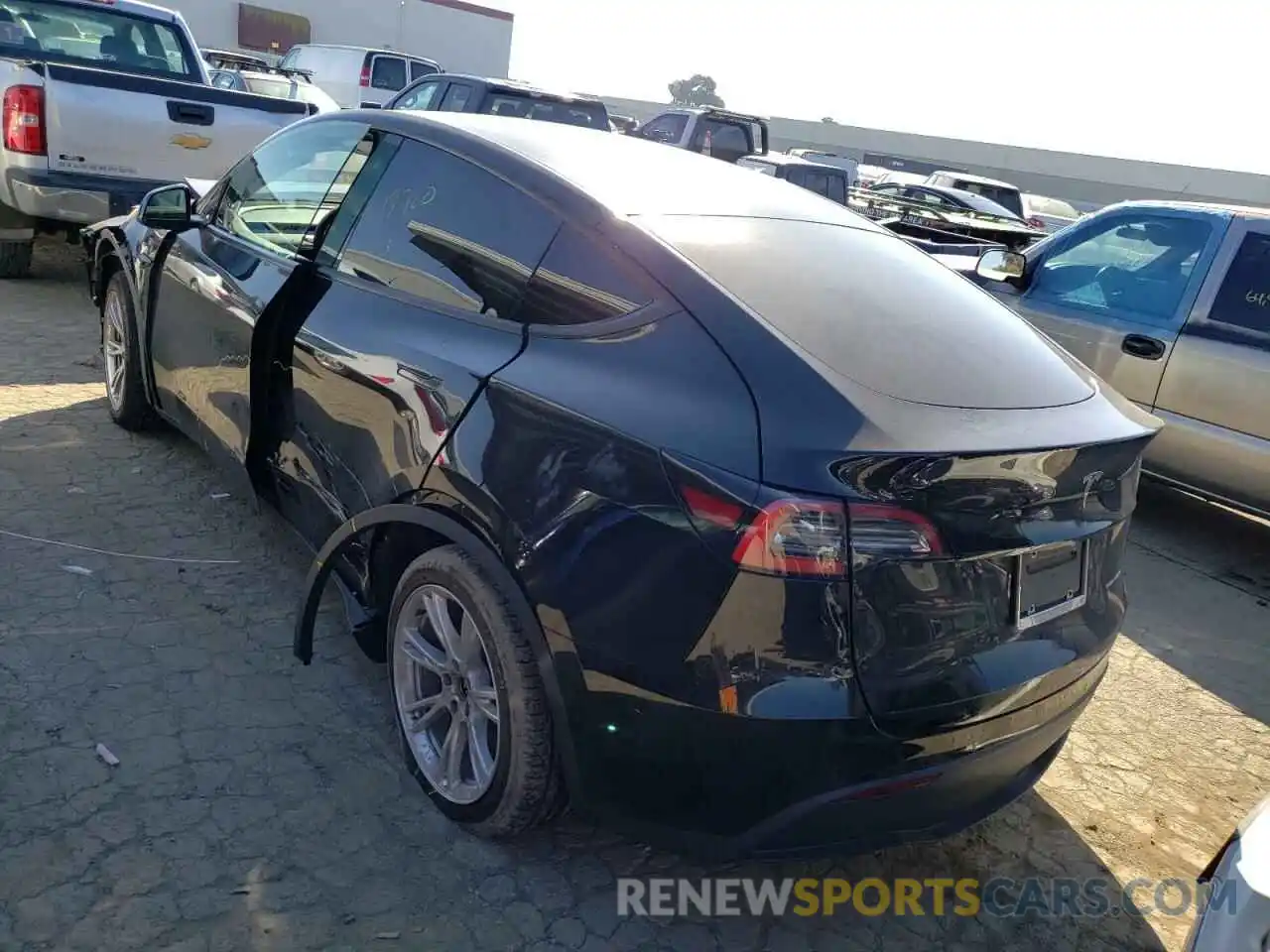 3 Photograph of a damaged car 5YJYGDEE7MF094122 TESLA MODEL Y 2021