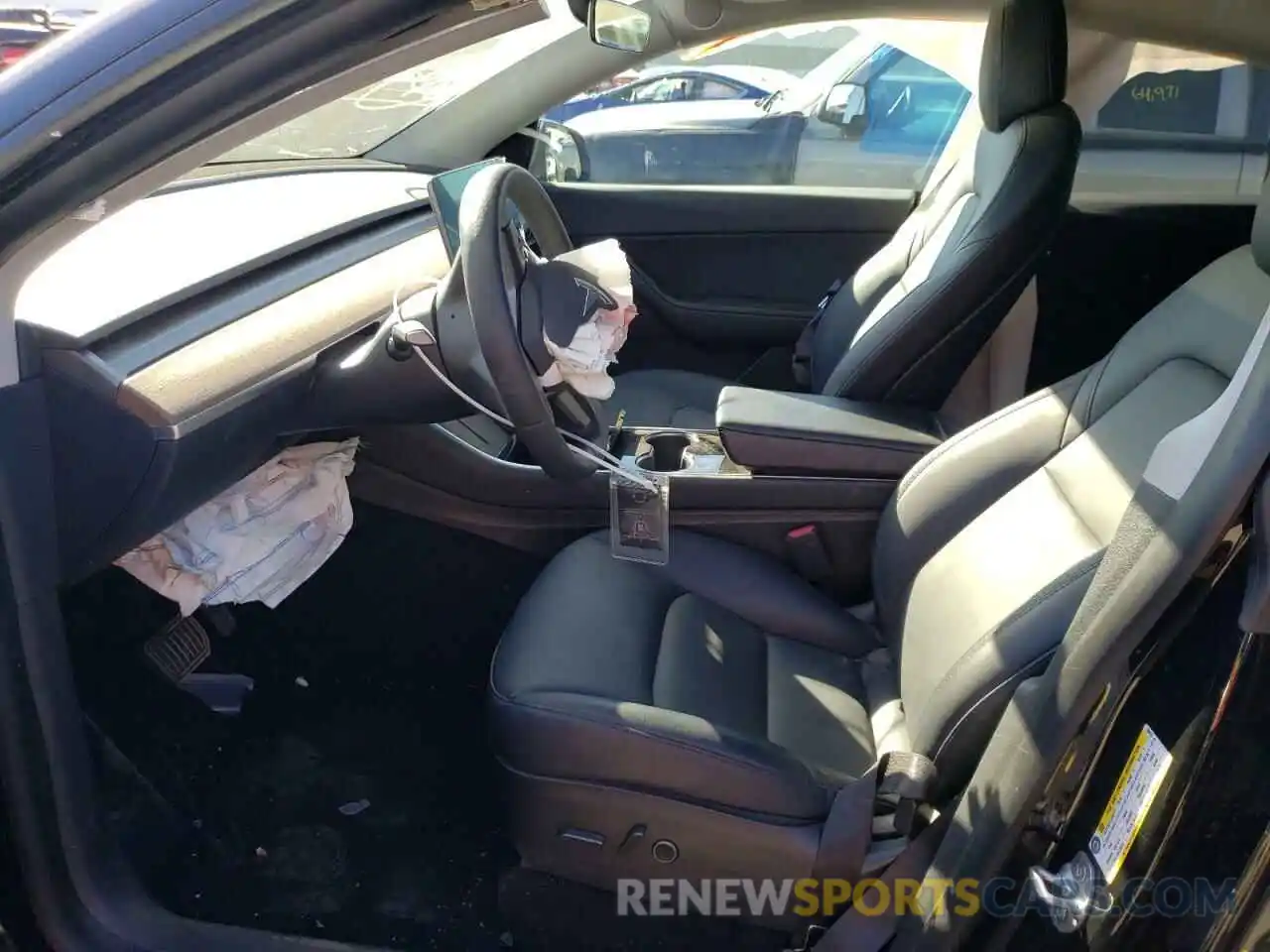 5 Photograph of a damaged car 5YJYGDEE7MF094122 TESLA MODEL Y 2021