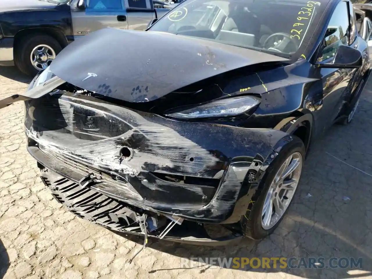 9 Photograph of a damaged car 5YJYGDEE7MF094122 TESLA MODEL Y 2021