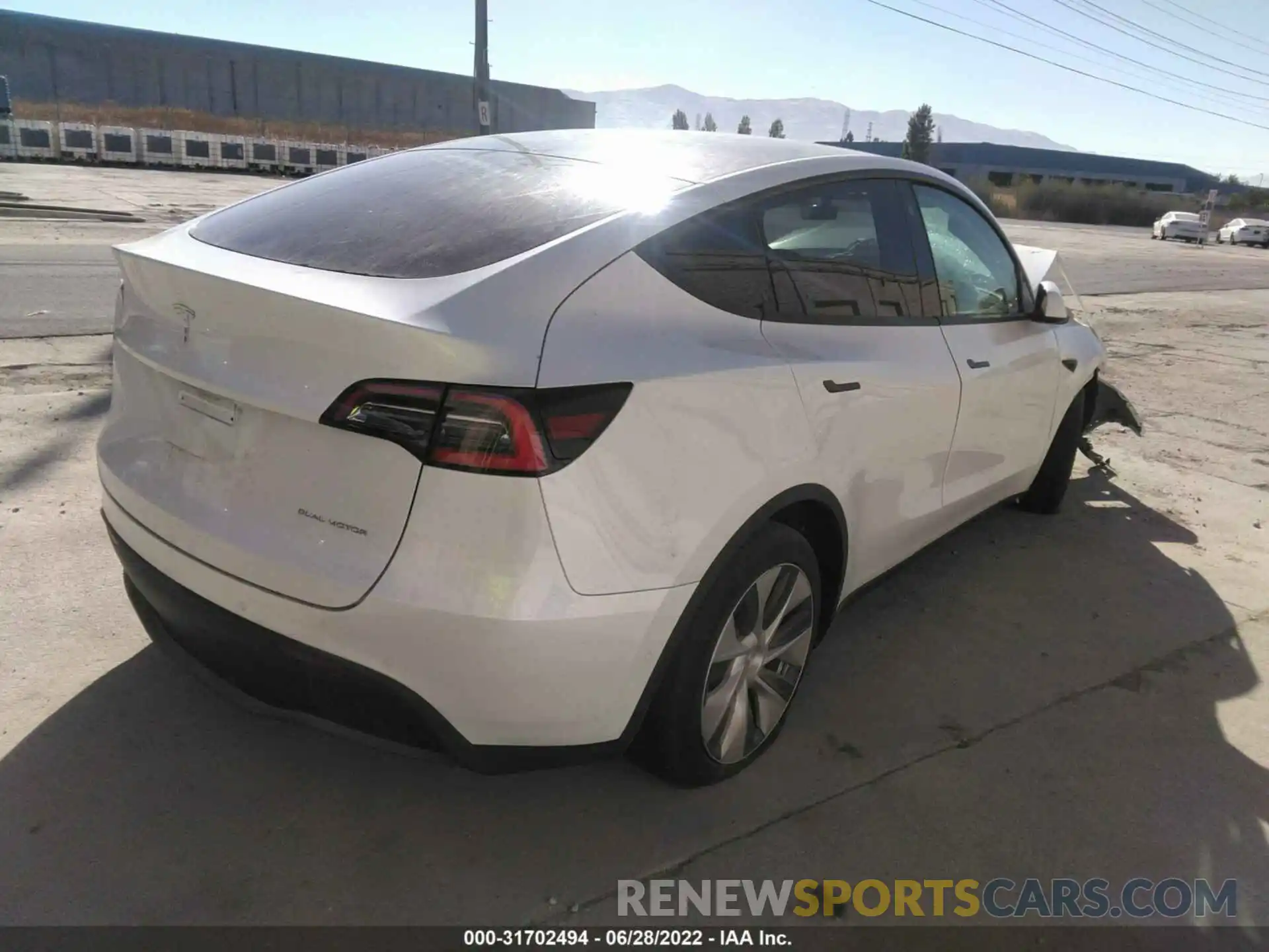 4 Фотография поврежденного автомобиля 5YJYGDEE7MF096016 TESLA MODEL Y 2021