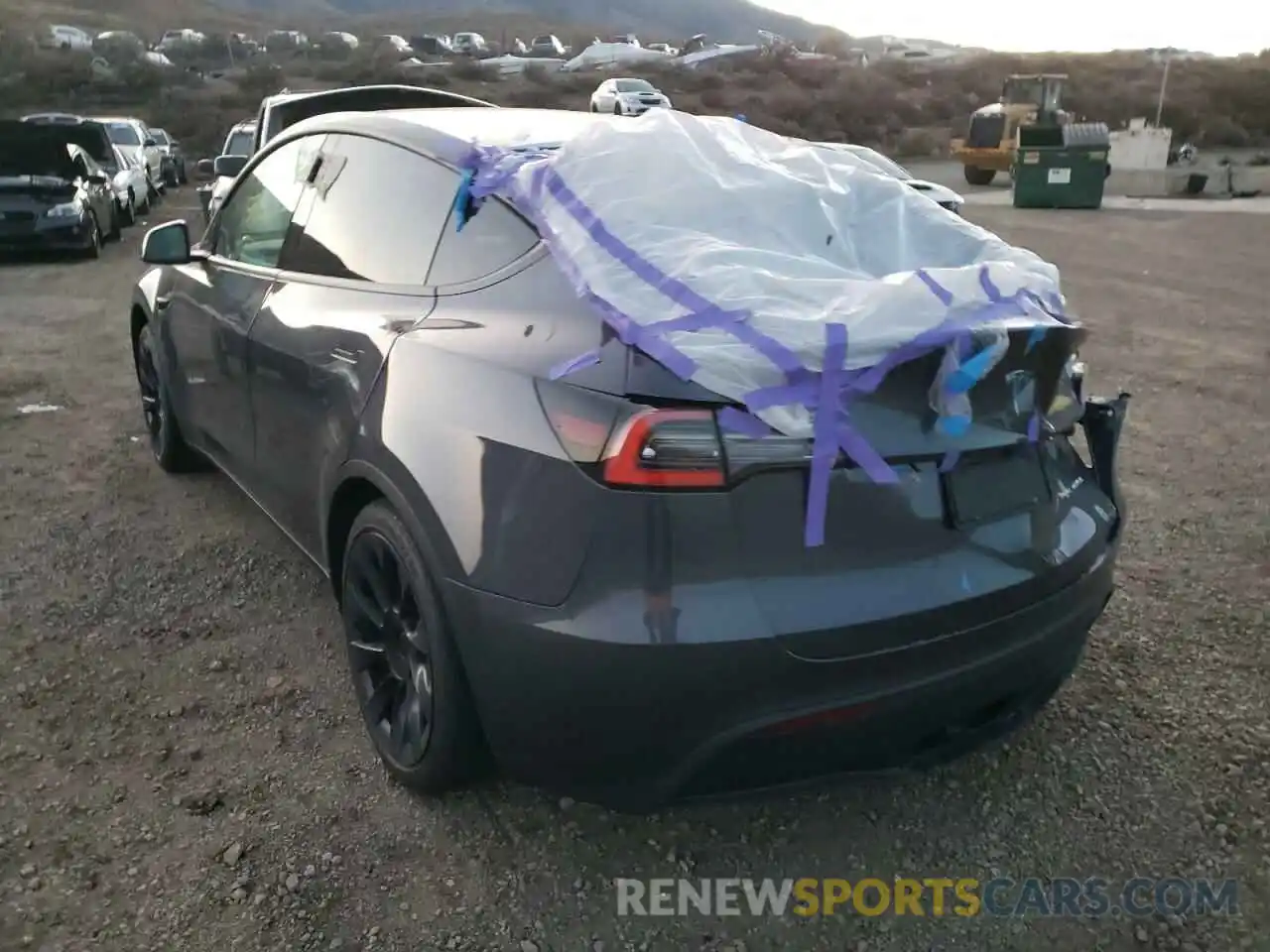 3 Photograph of a damaged car 5YJYGDEE7MF097246 TESLA MODEL Y 2021