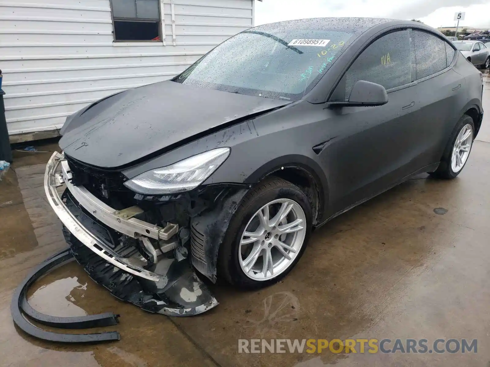 2 Photograph of a damaged car 5YJYGDEE7MF099904 TESLA MODEL Y 2021