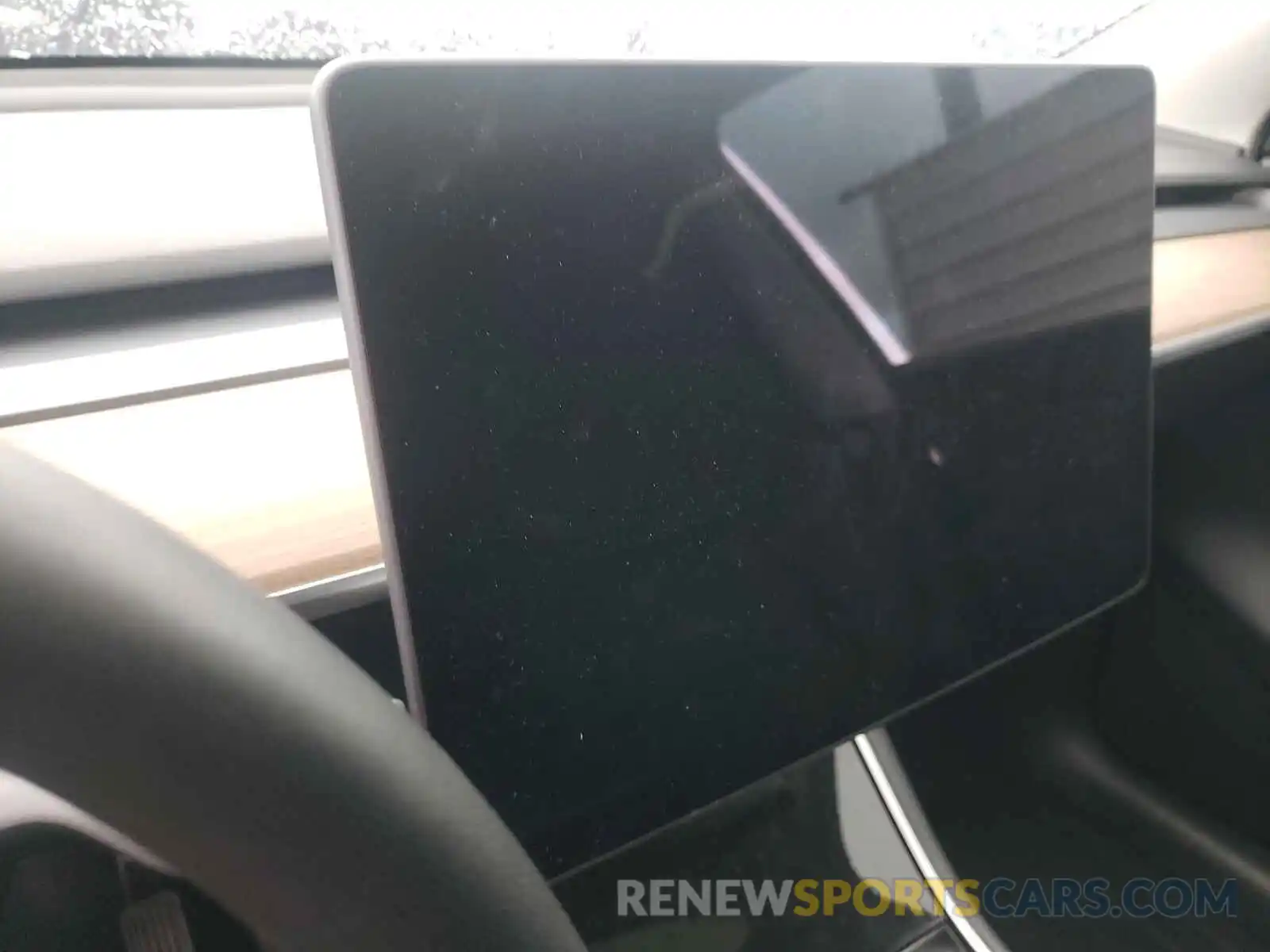 8 Photograph of a damaged car 5YJYGDEE7MF099904 TESLA MODEL Y 2021