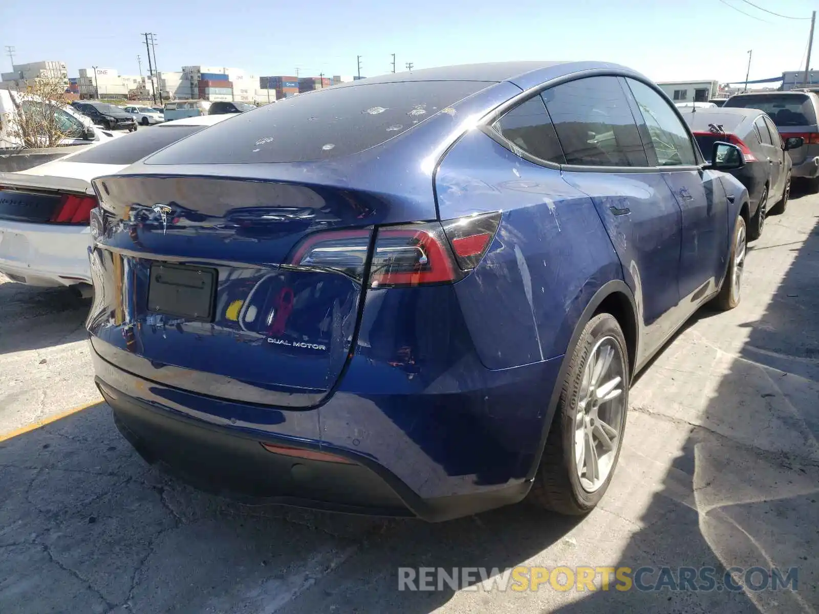 4 Фотография поврежденного автомобиля 5YJYGDEE7MF105099 TESLA MODEL Y 2021