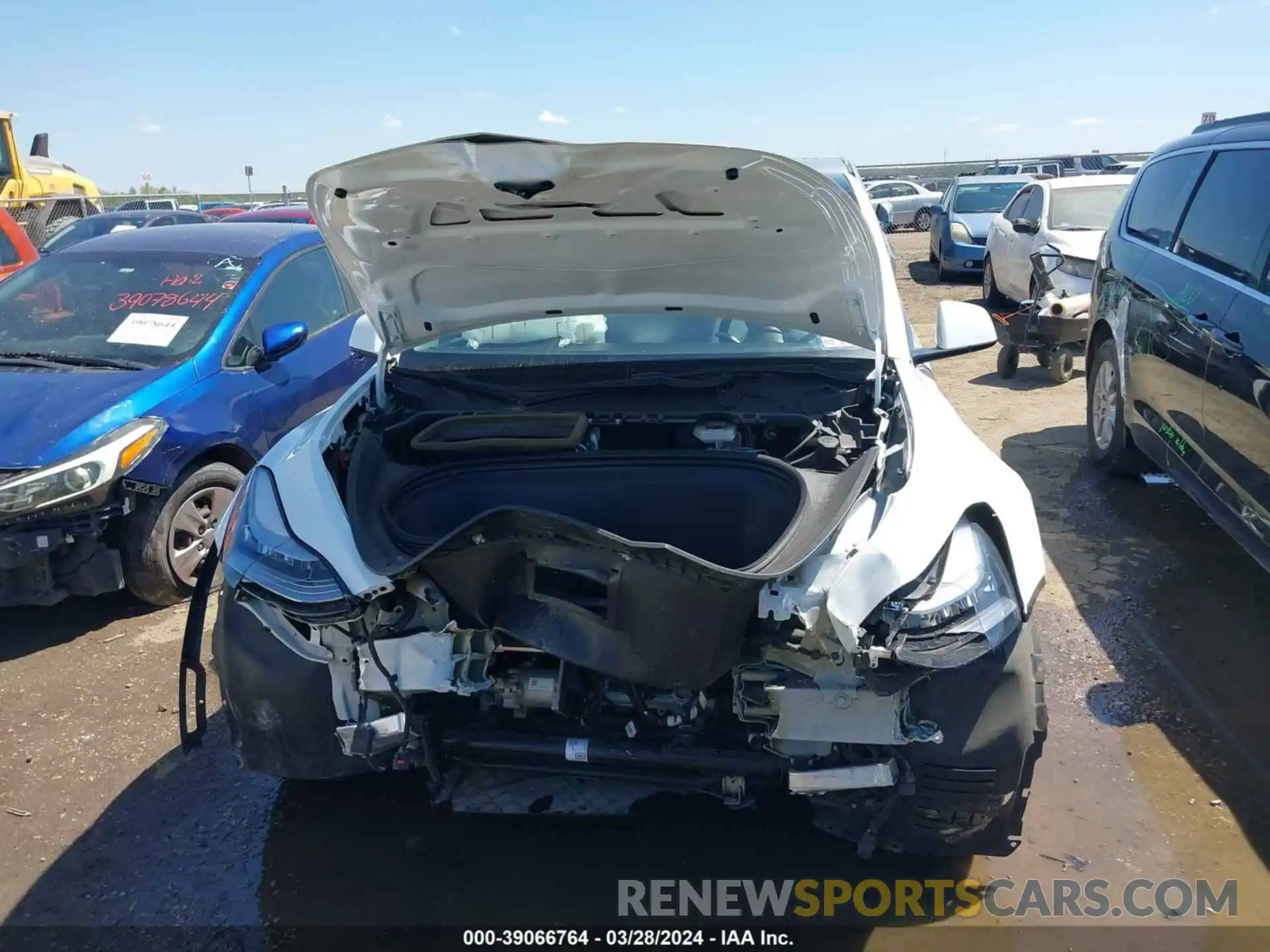 6 Photograph of a damaged car 5YJYGDEE7MF105264 TESLA MODEL Y 2021