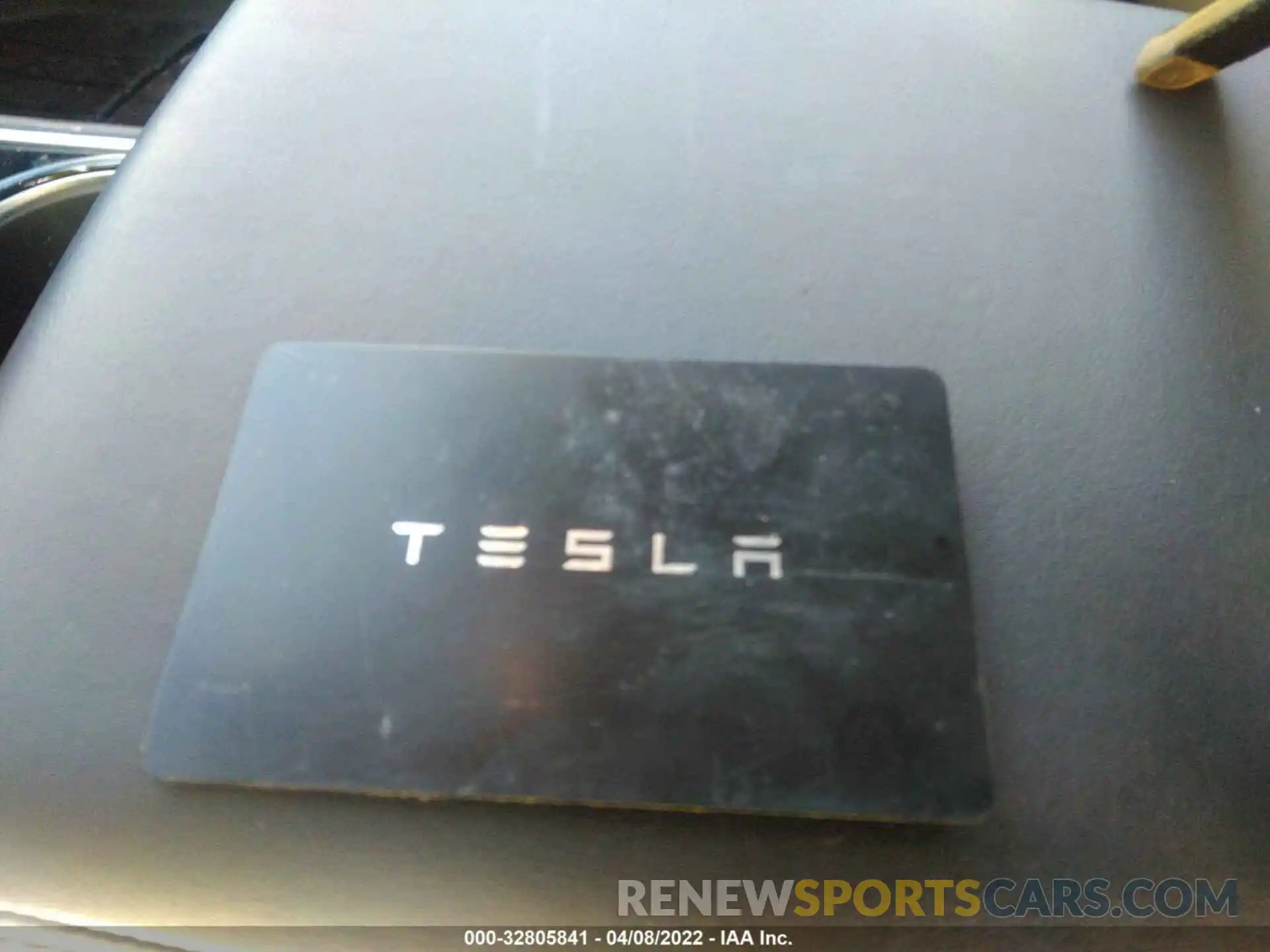 11 Photograph of a damaged car 5YJYGDEE7MF106284 TESLA MODEL Y 2021