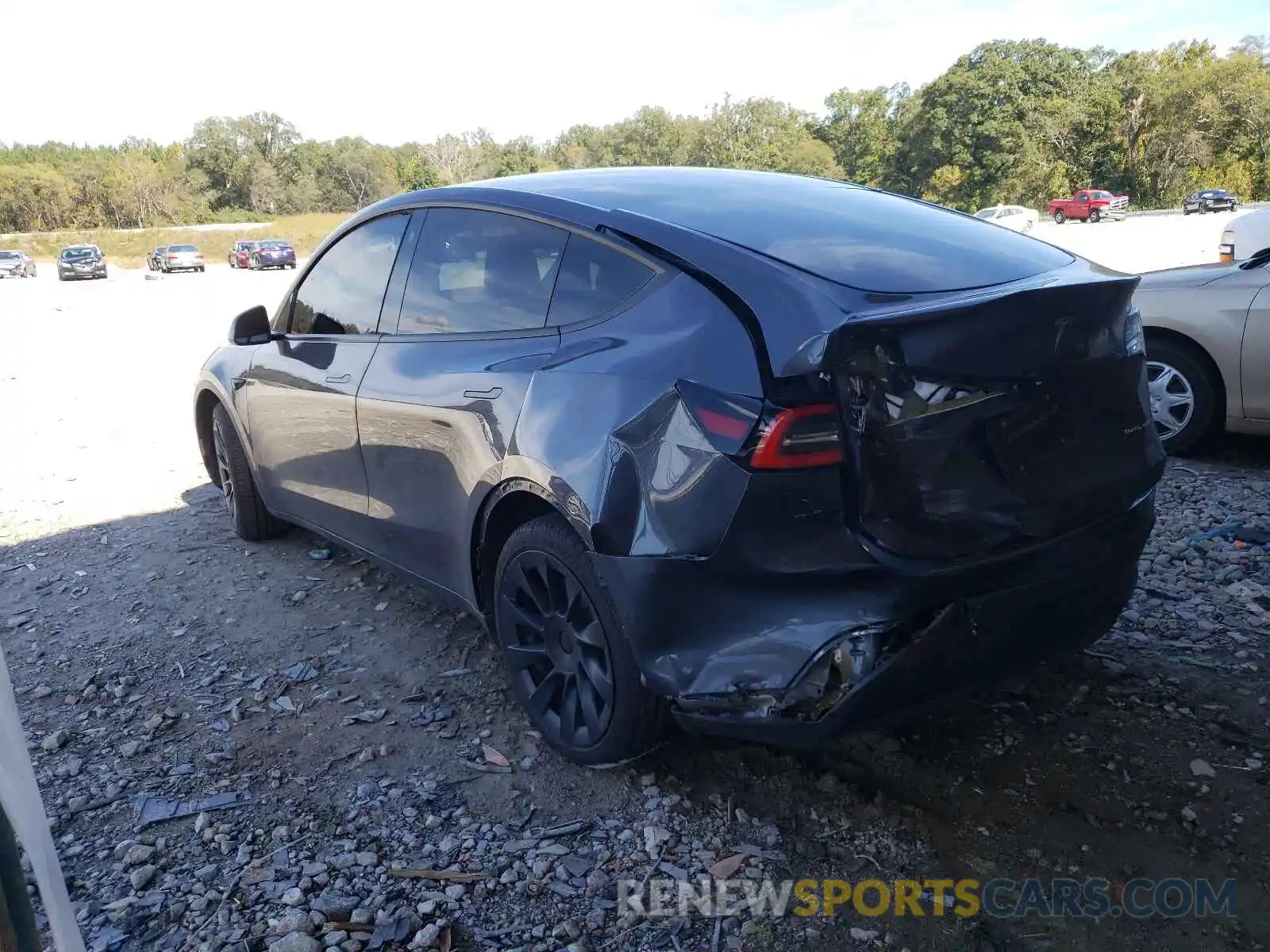 3 Photograph of a damaged car 5YJYGDEE7MF108584 TESLA MODEL Y 2021