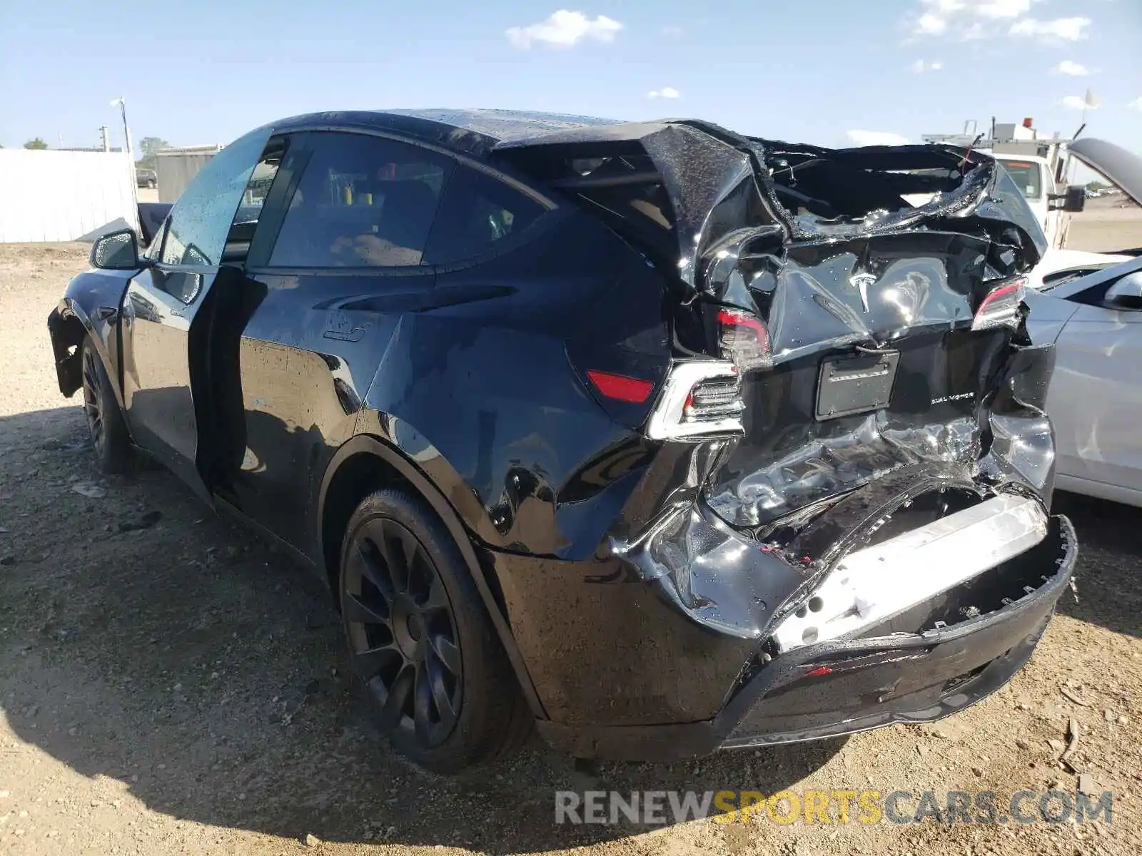 3 Photograph of a damaged car 5YJYGDEE7MF115678 TESLA MODEL Y 2021