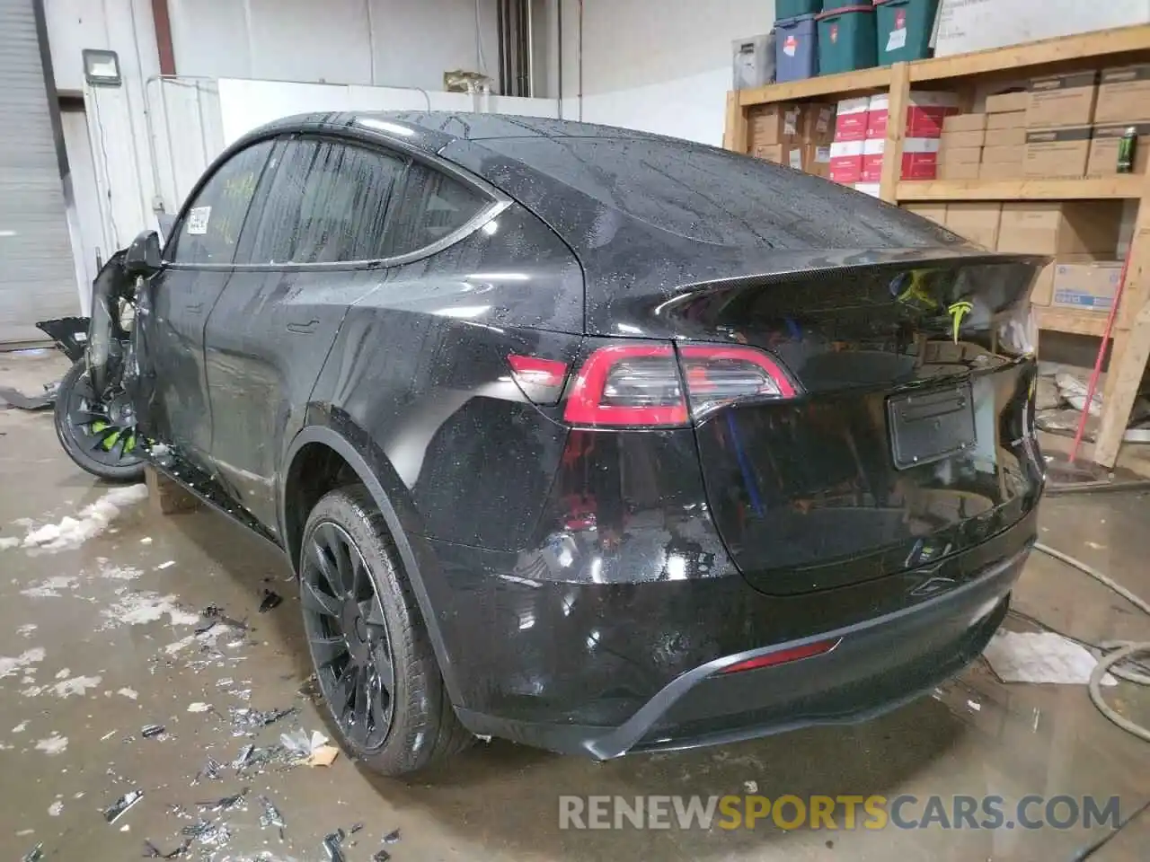 3 Photograph of a damaged car 5YJYGDEE7MF115728 TESLA MODEL Y 2021