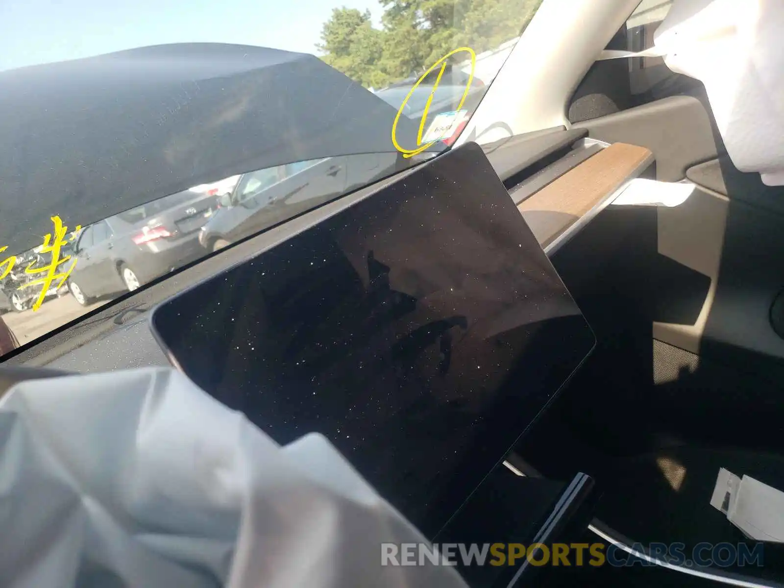 9 Photograph of a damaged car 5YJYGDEE7MF115731 TESLA MODEL Y 2021