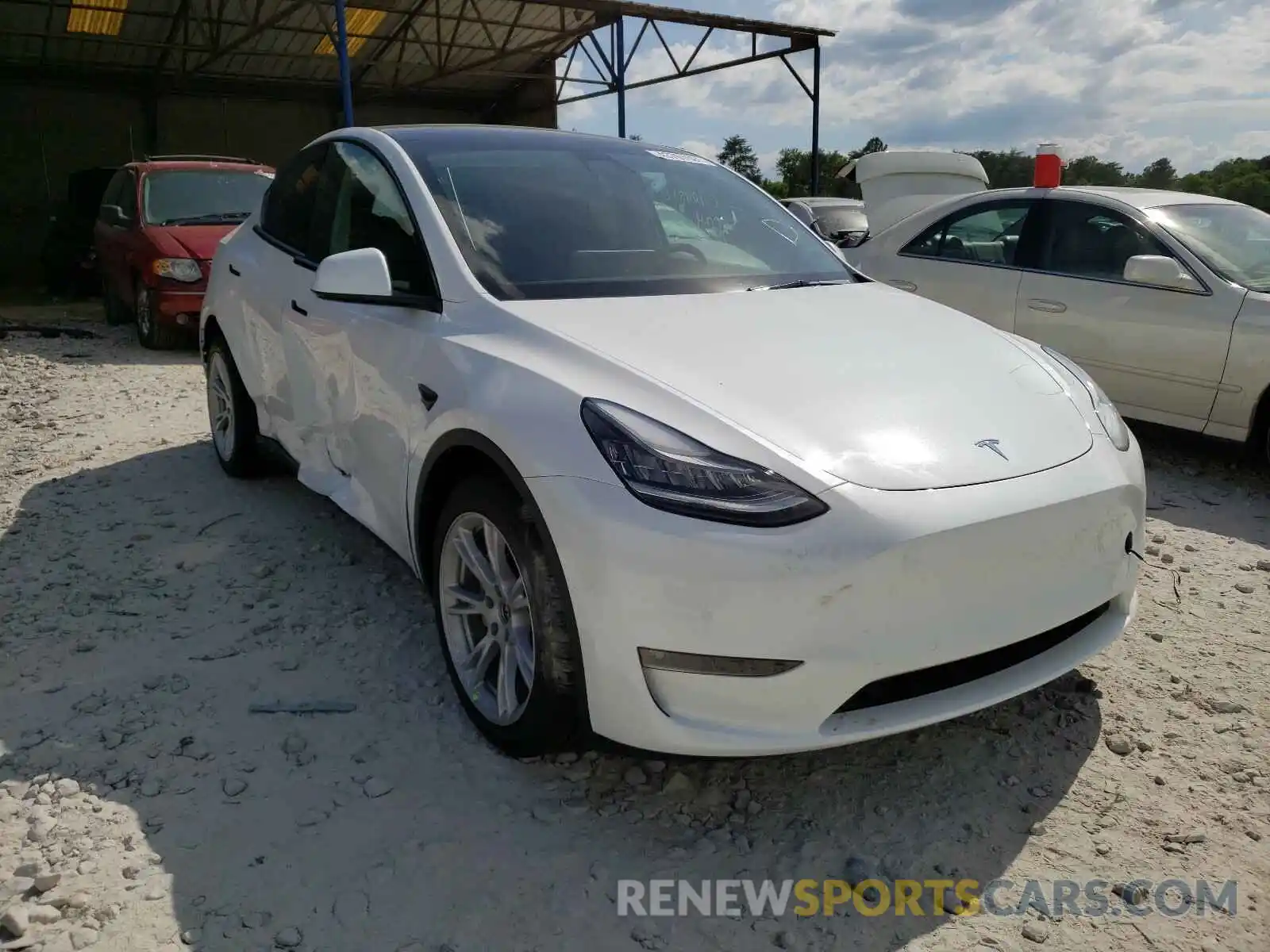 1 Photograph of a damaged car 5YJYGDEE7MF118970 TESLA MODEL Y 2021