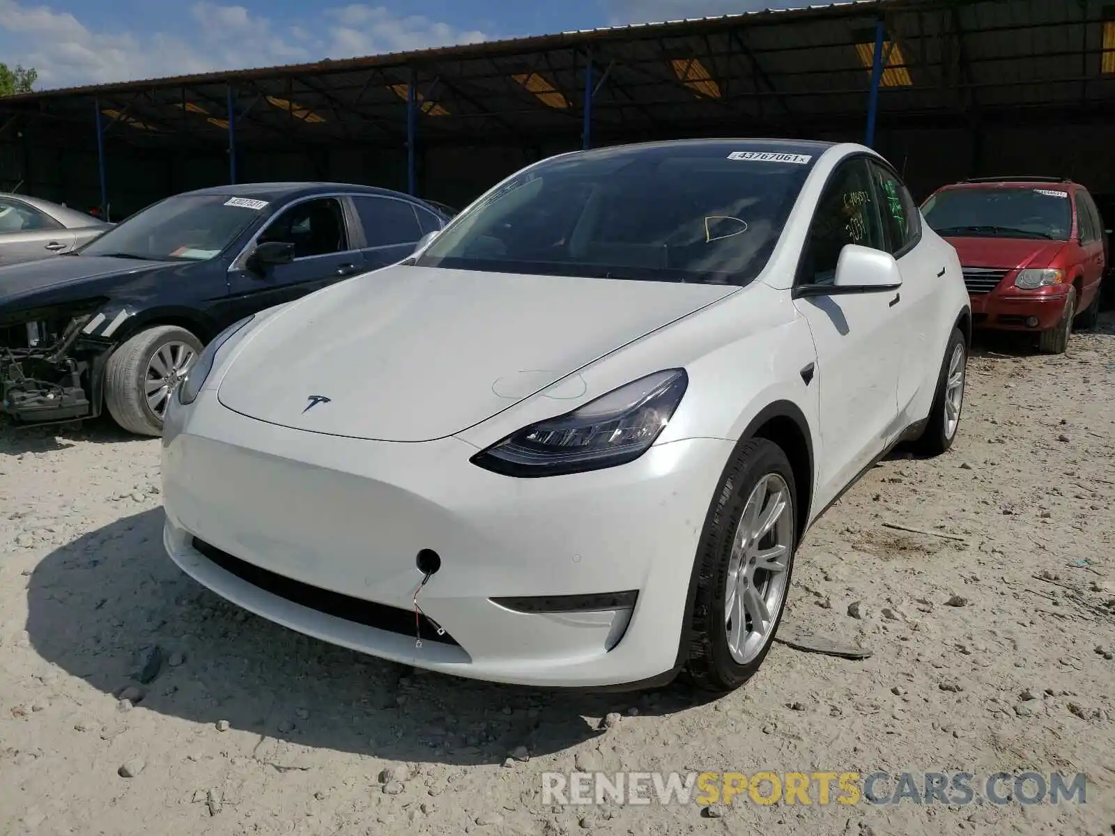 2 Photograph of a damaged car 5YJYGDEE7MF118970 TESLA MODEL Y 2021