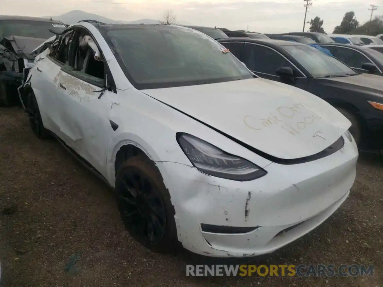 1 Фотография поврежденного автомобиля 5YJYGDEE7MF122548 TESLA MODEL Y 2021