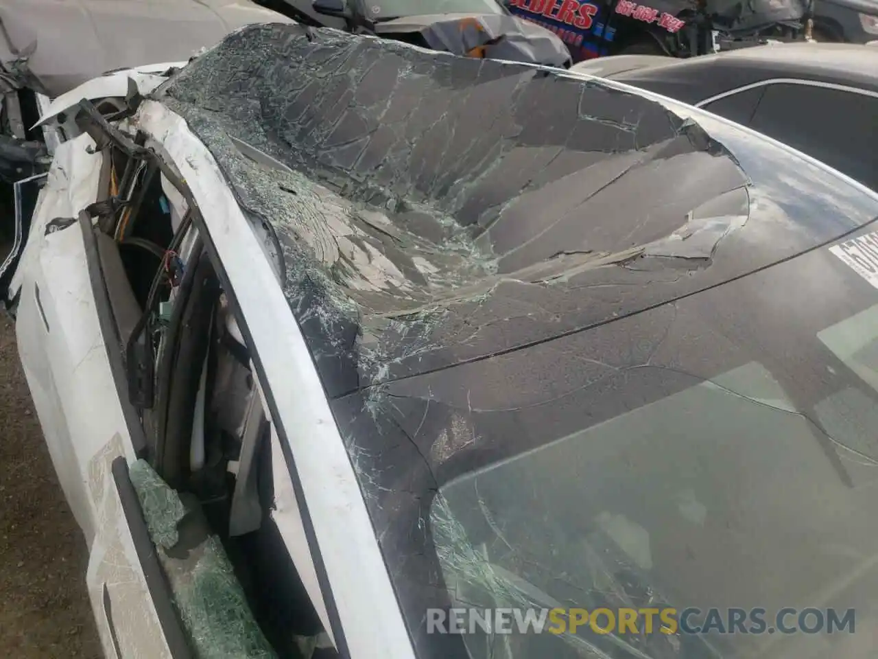 9 Photograph of a damaged car 5YJYGDEE7MF122548 TESLA MODEL Y 2021