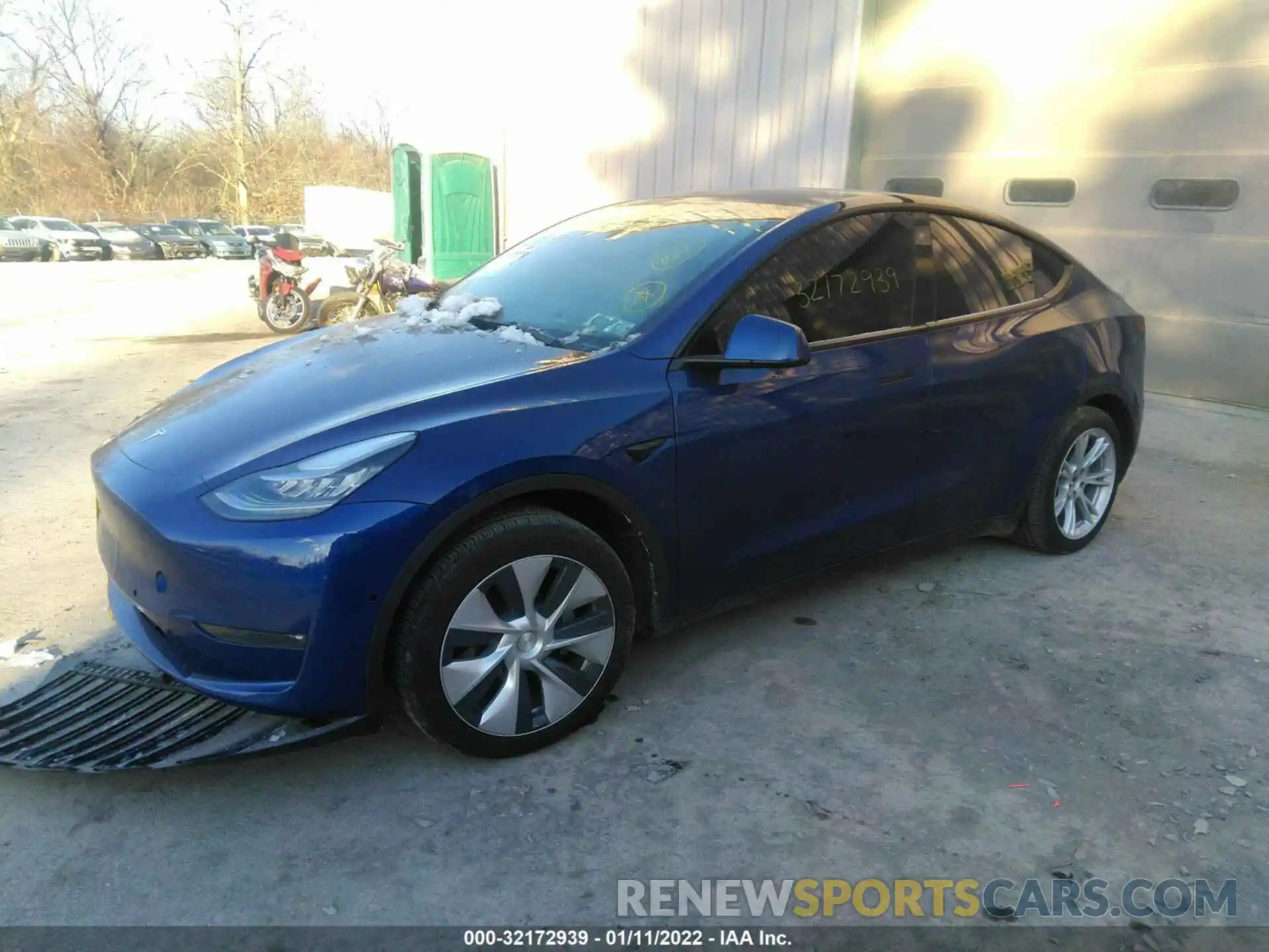 2 Photograph of a damaged car 5YJYGDEE7MF145845 TESLA MODEL Y 2021