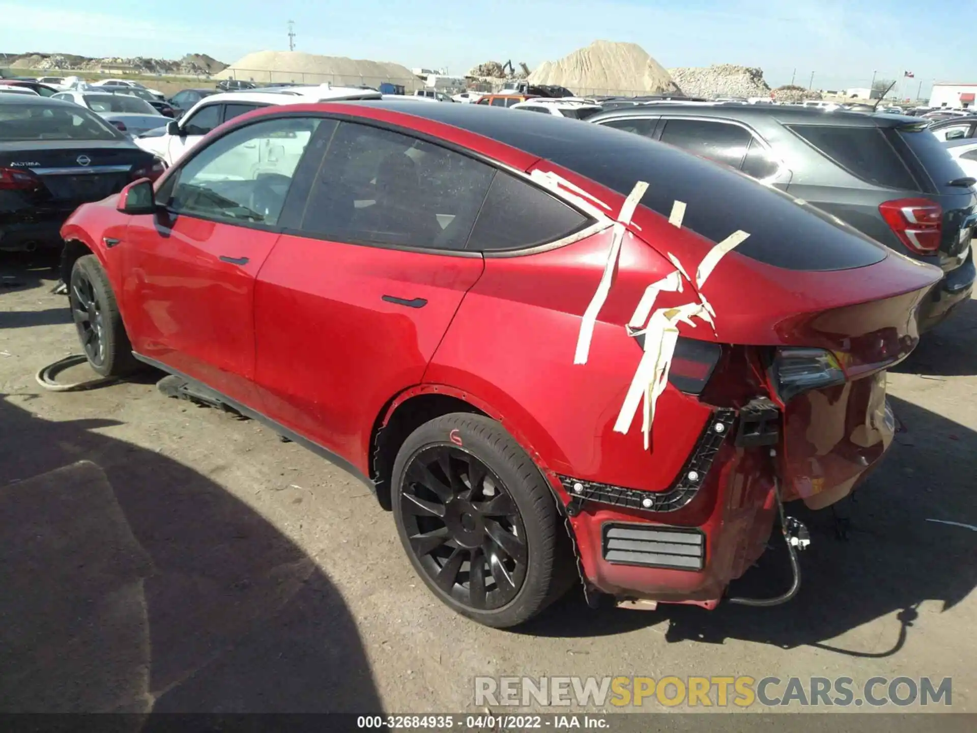 3 Photograph of a damaged car 5YJYGDEE7MF151788 TESLA MODEL Y 2021